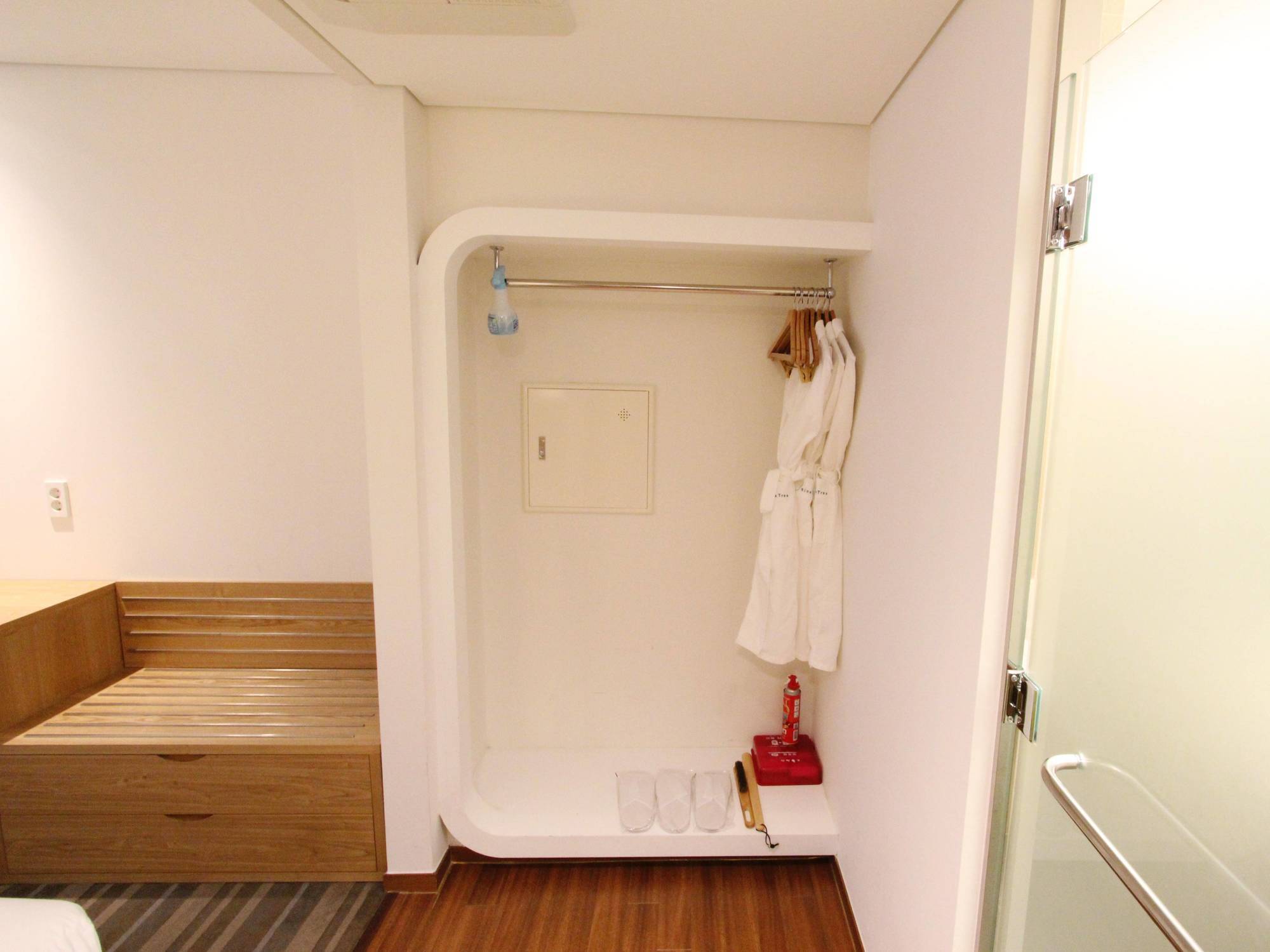 Nine Tree By Parnas Myeongdong 1 Hotel Seoul