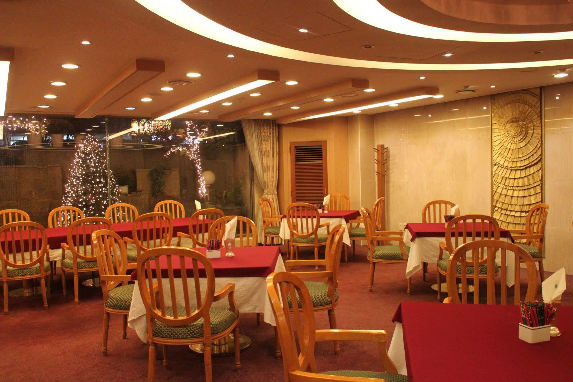 Hotel Rex 3*