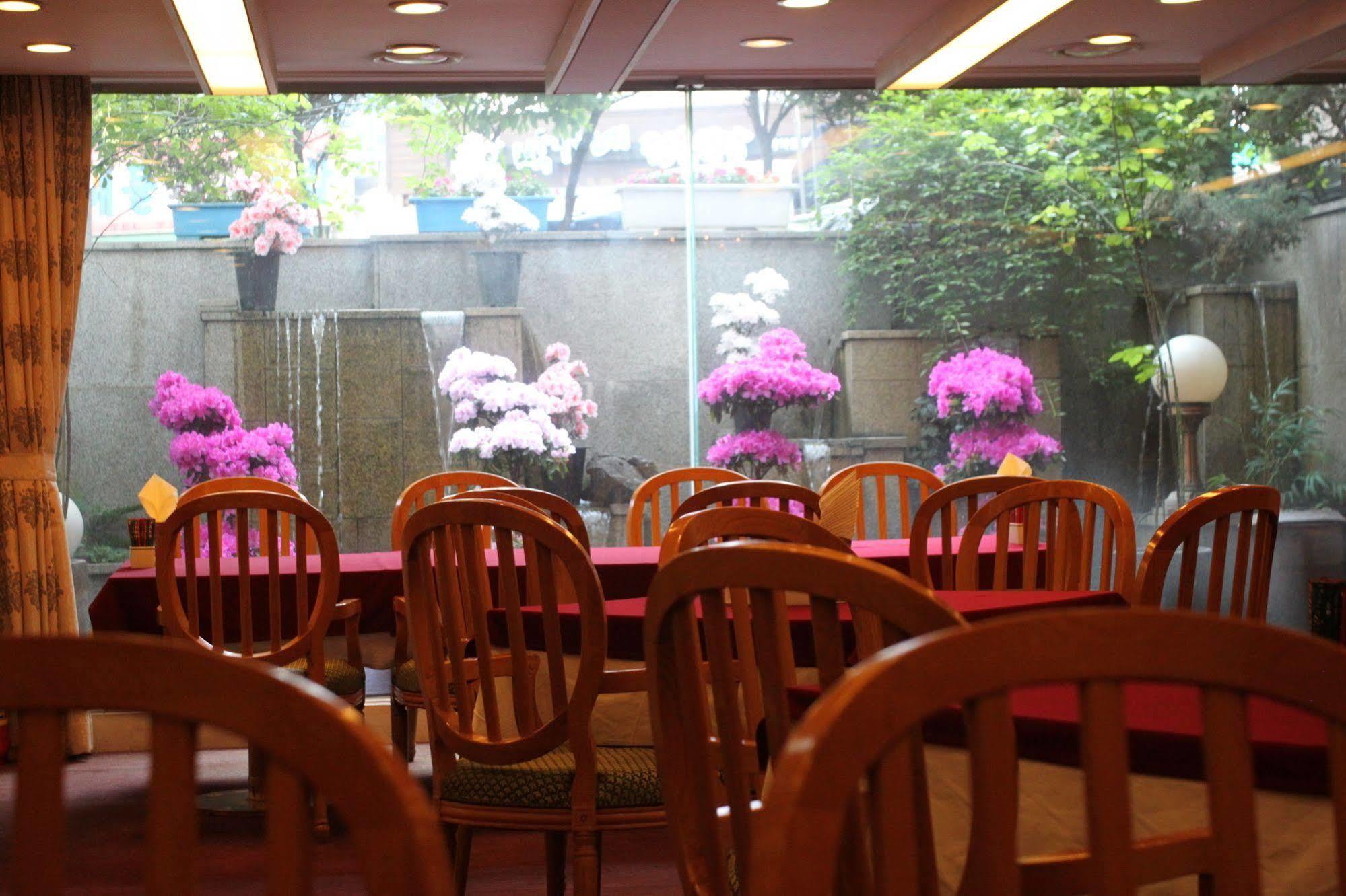 Hotel Rex