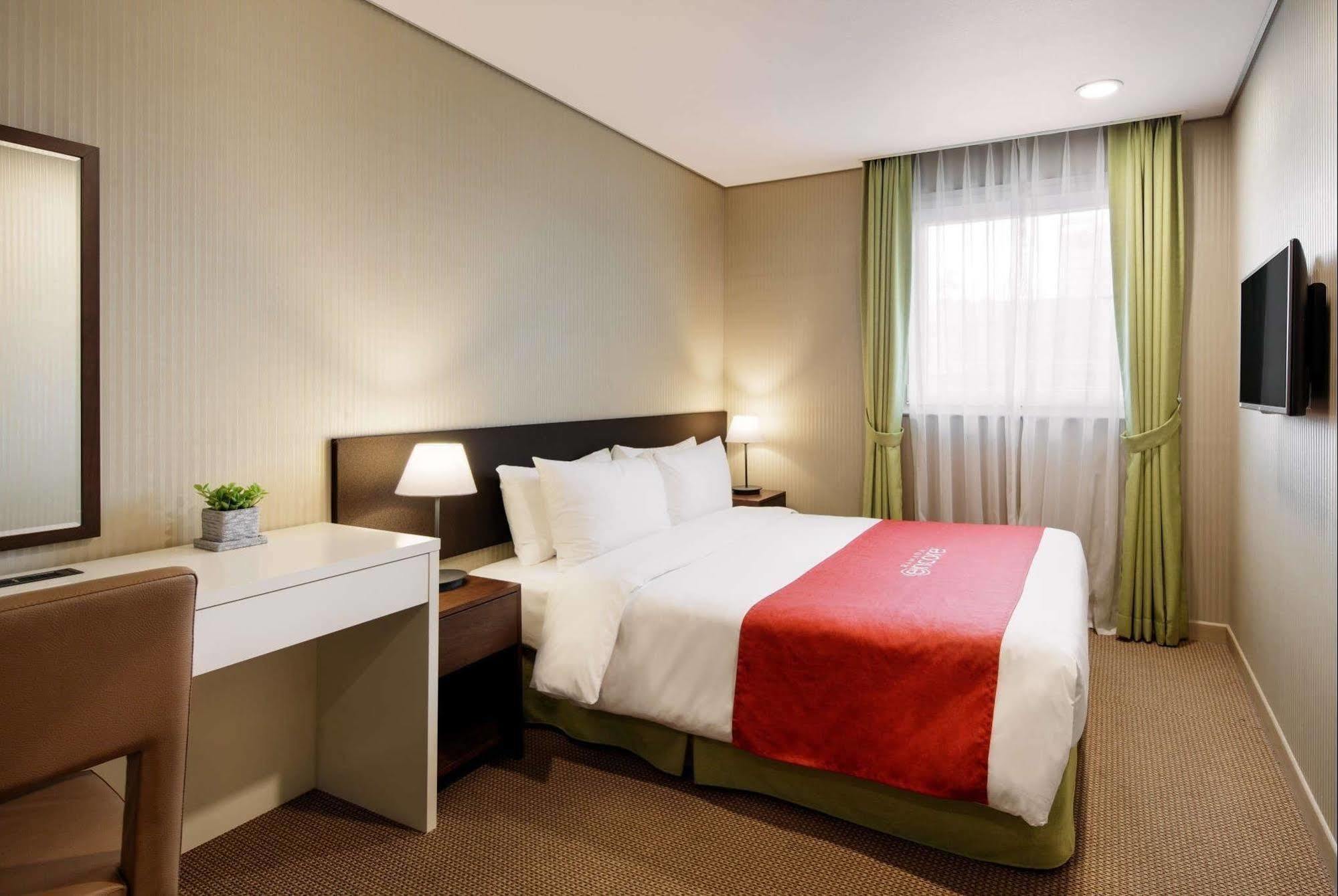 Hotel Ramada Encore By Wyndham Dongdaemun 4*