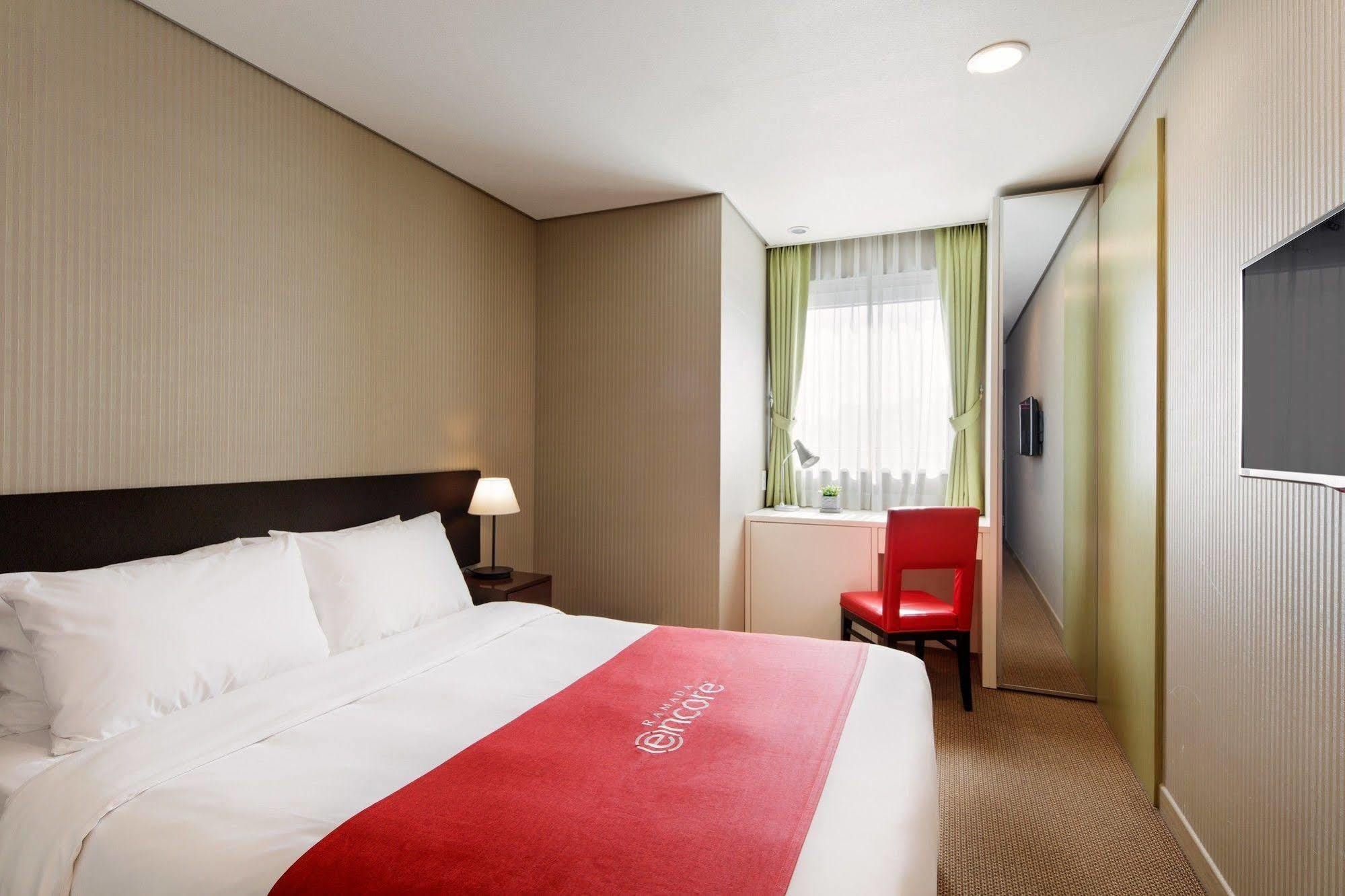 Ramada Encore By Wyndham Dongdaemun Hotel 4*