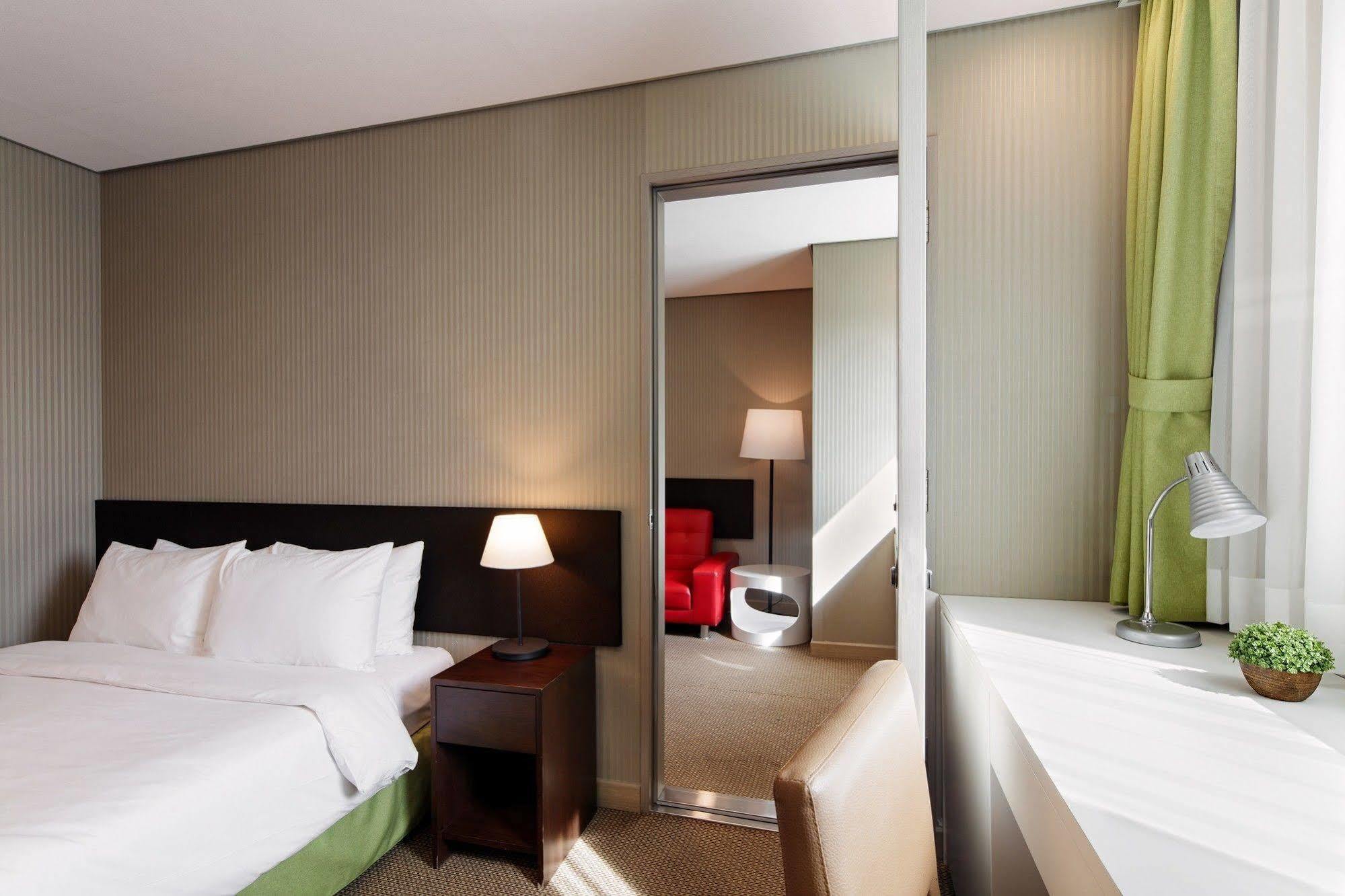 Ramada Encore By Wyndham Dongdaemun 4* Seoul
