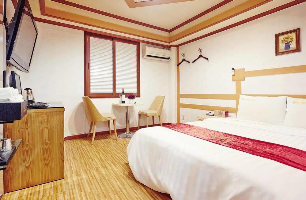 Rainbow Yongsan 3* Seul
