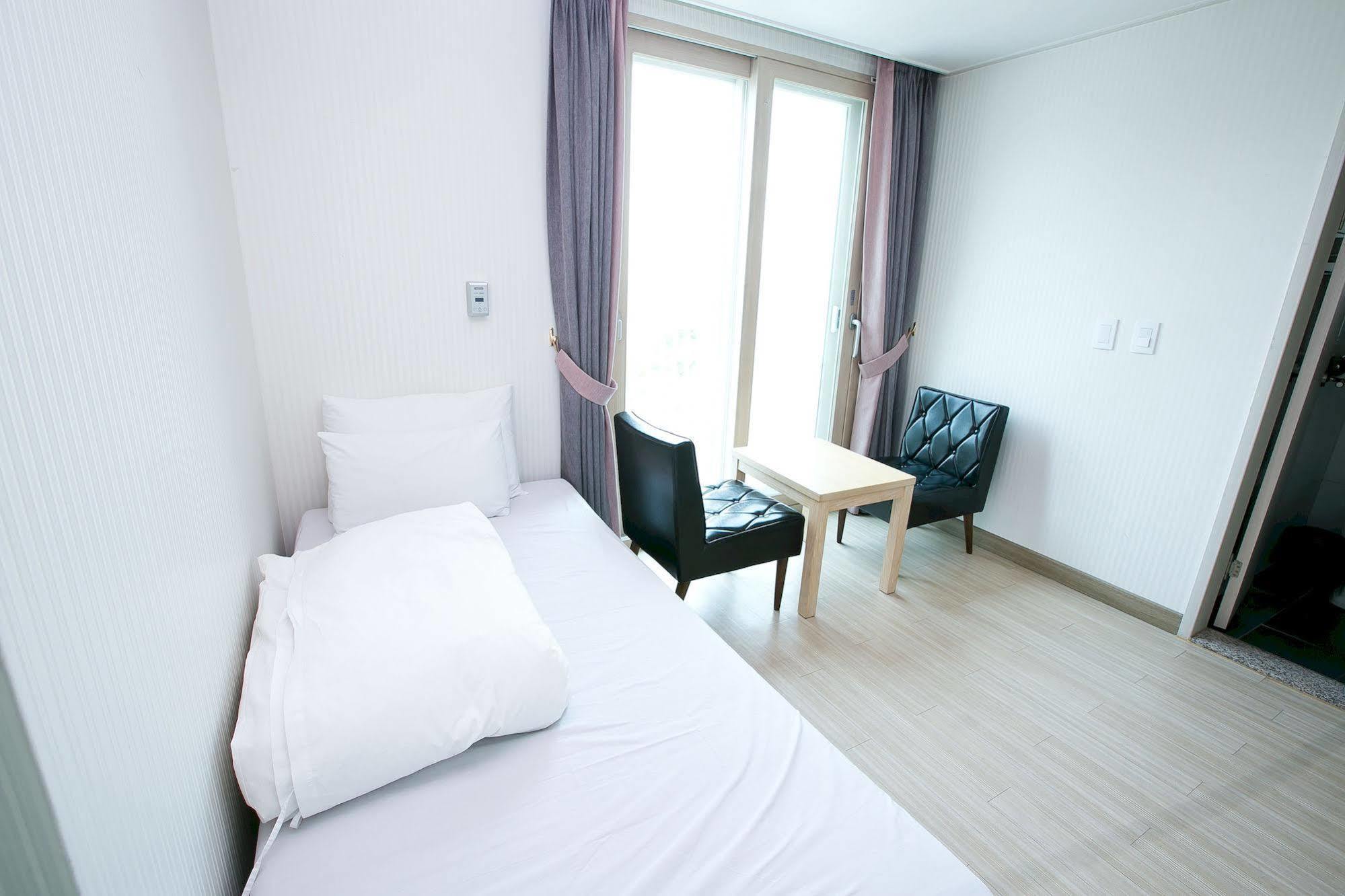 Parkview 3*