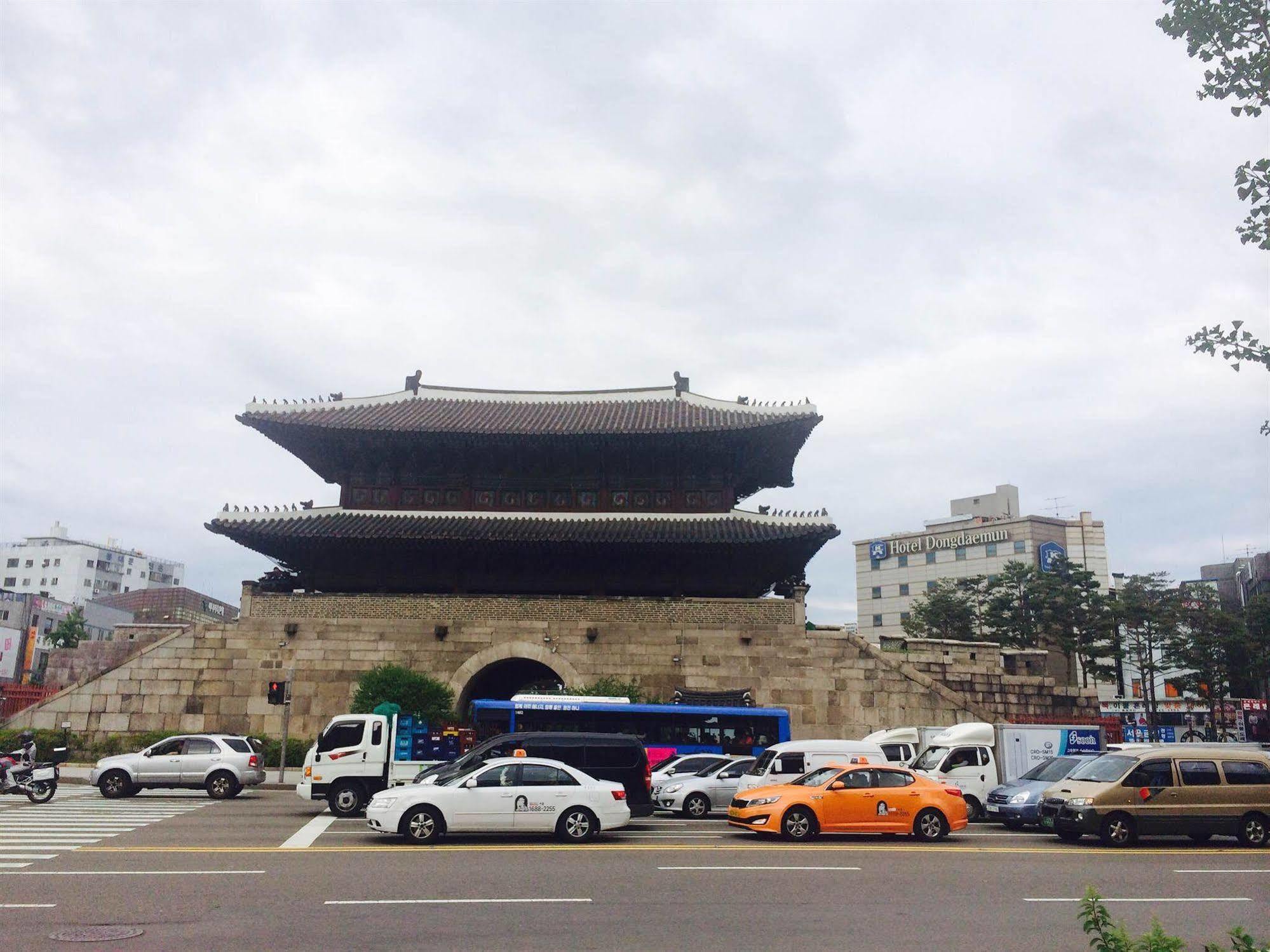 24 Dongdaemun Market Hotel