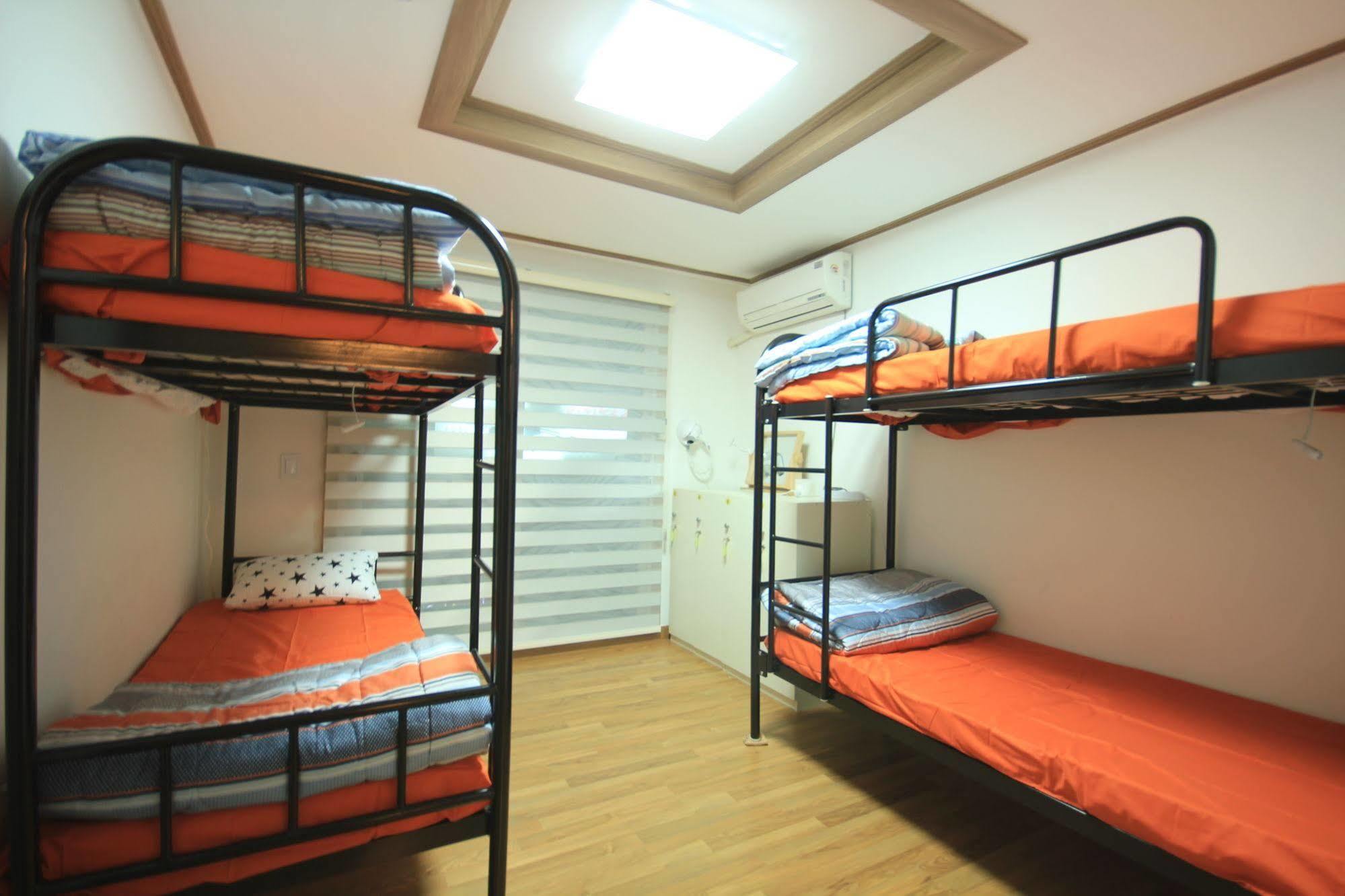 The One Hongdae In - Foreigner Only Hostel Seoul