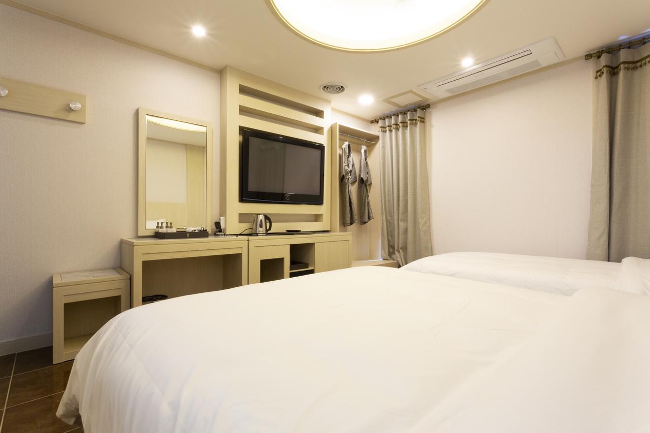 Hotel Tirol 3*