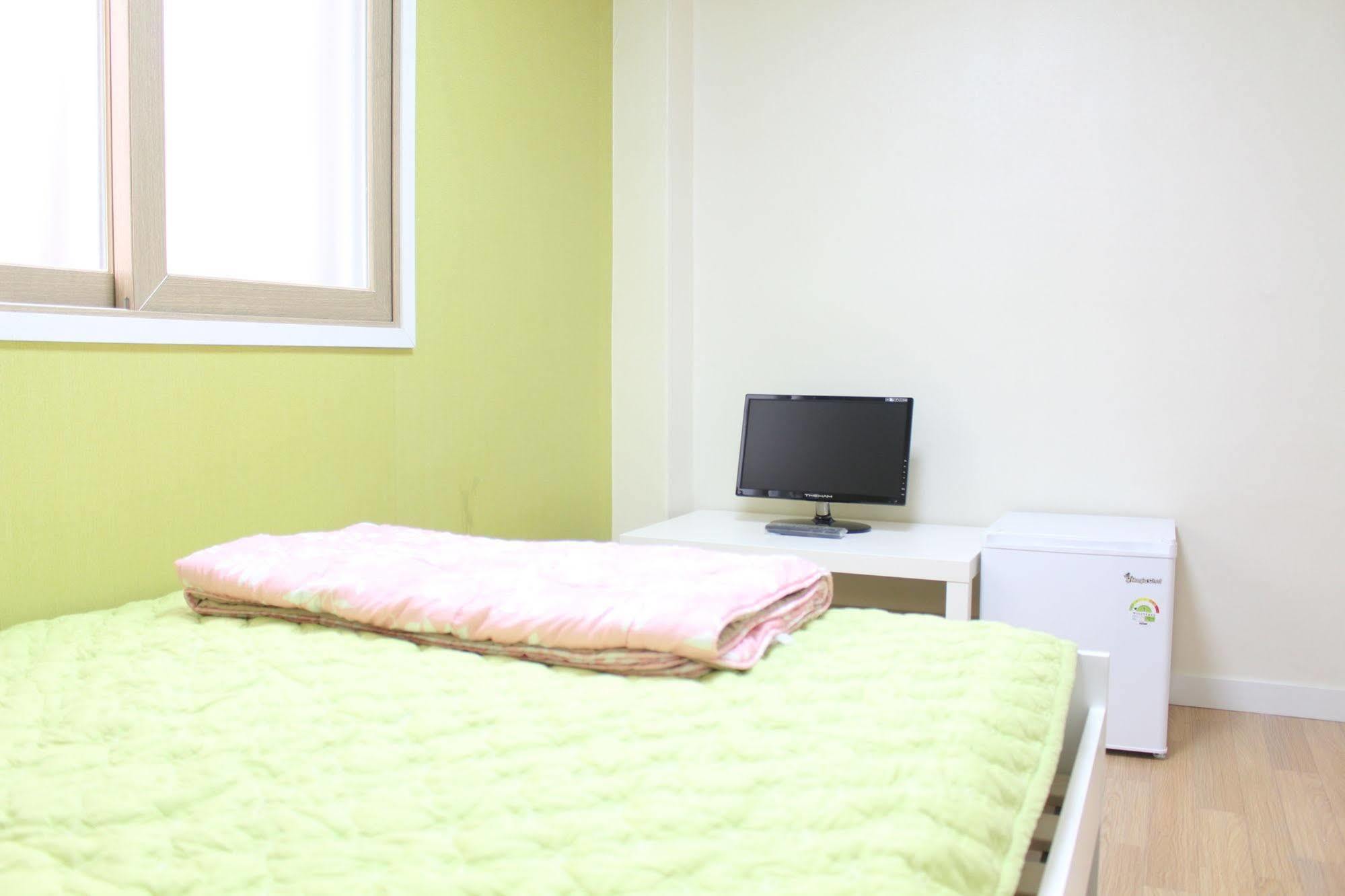 Patio 59 Hongdae Guest house