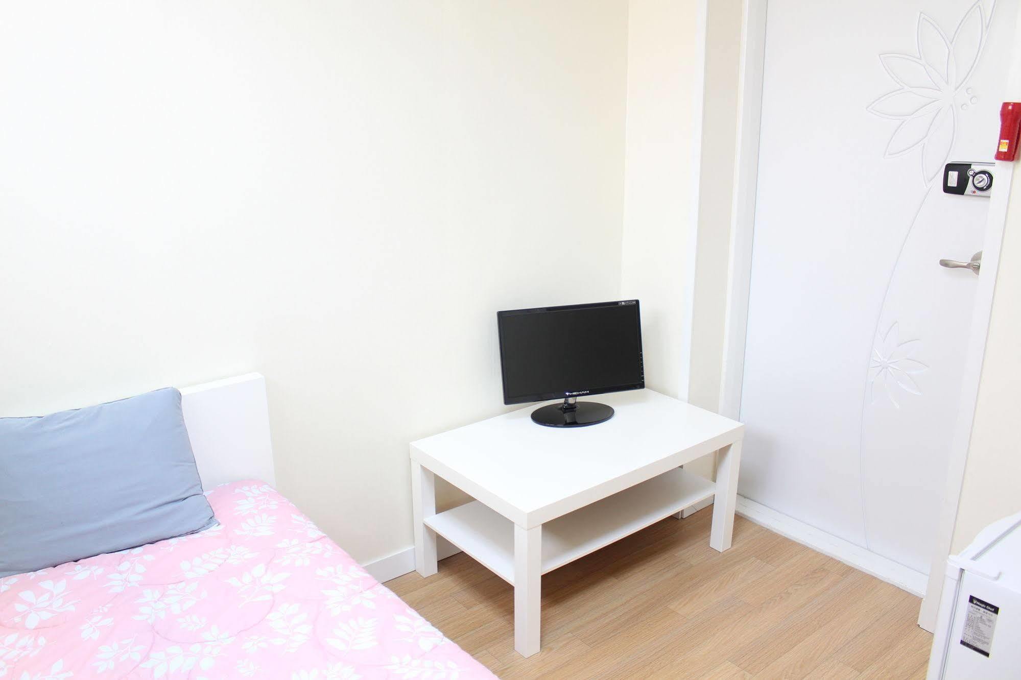 Guest house Patio 59 Hongdae 2*