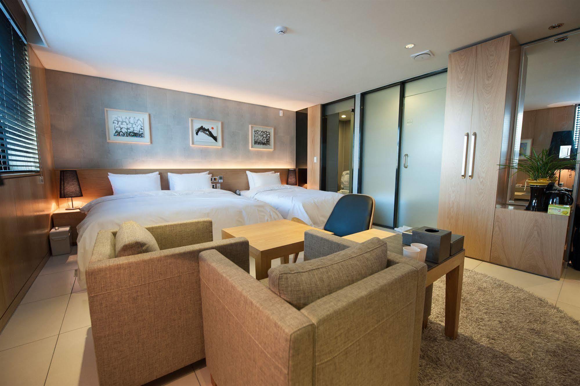 Hotel Rian 3*