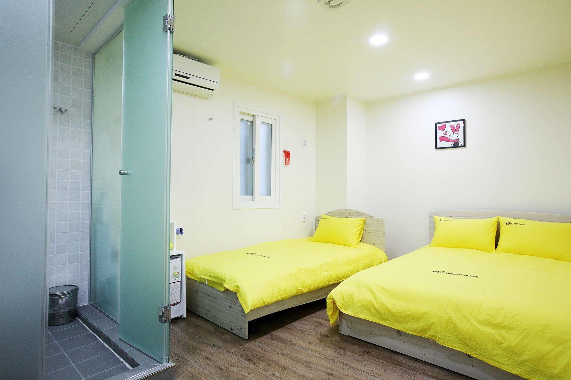 24 Myeongdong Avenue 2* Seul