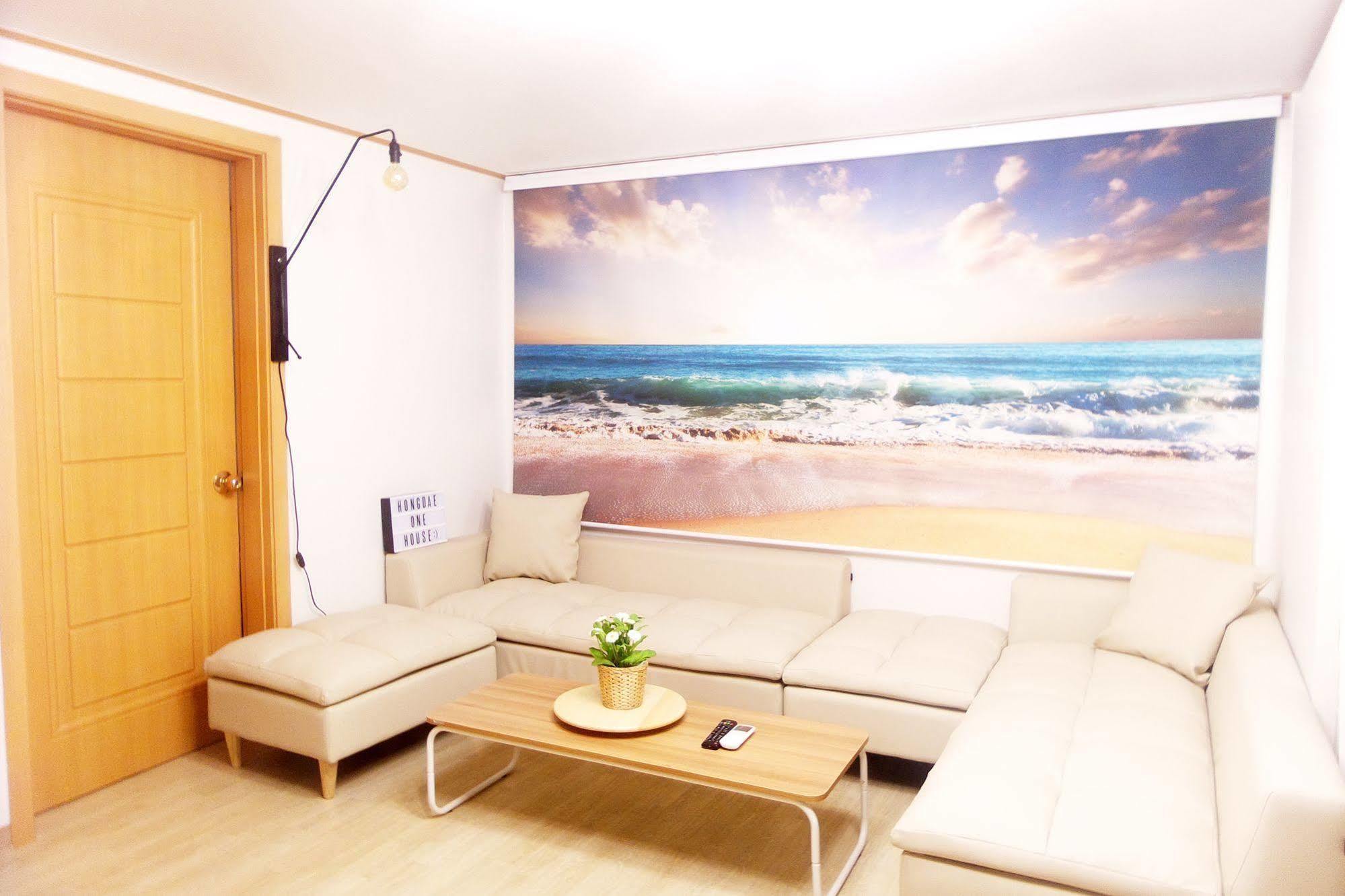 Hongdae Lailai House 2*