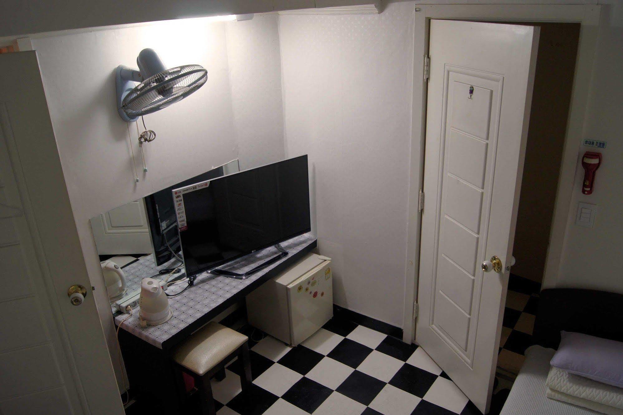 Mi House Guest house
