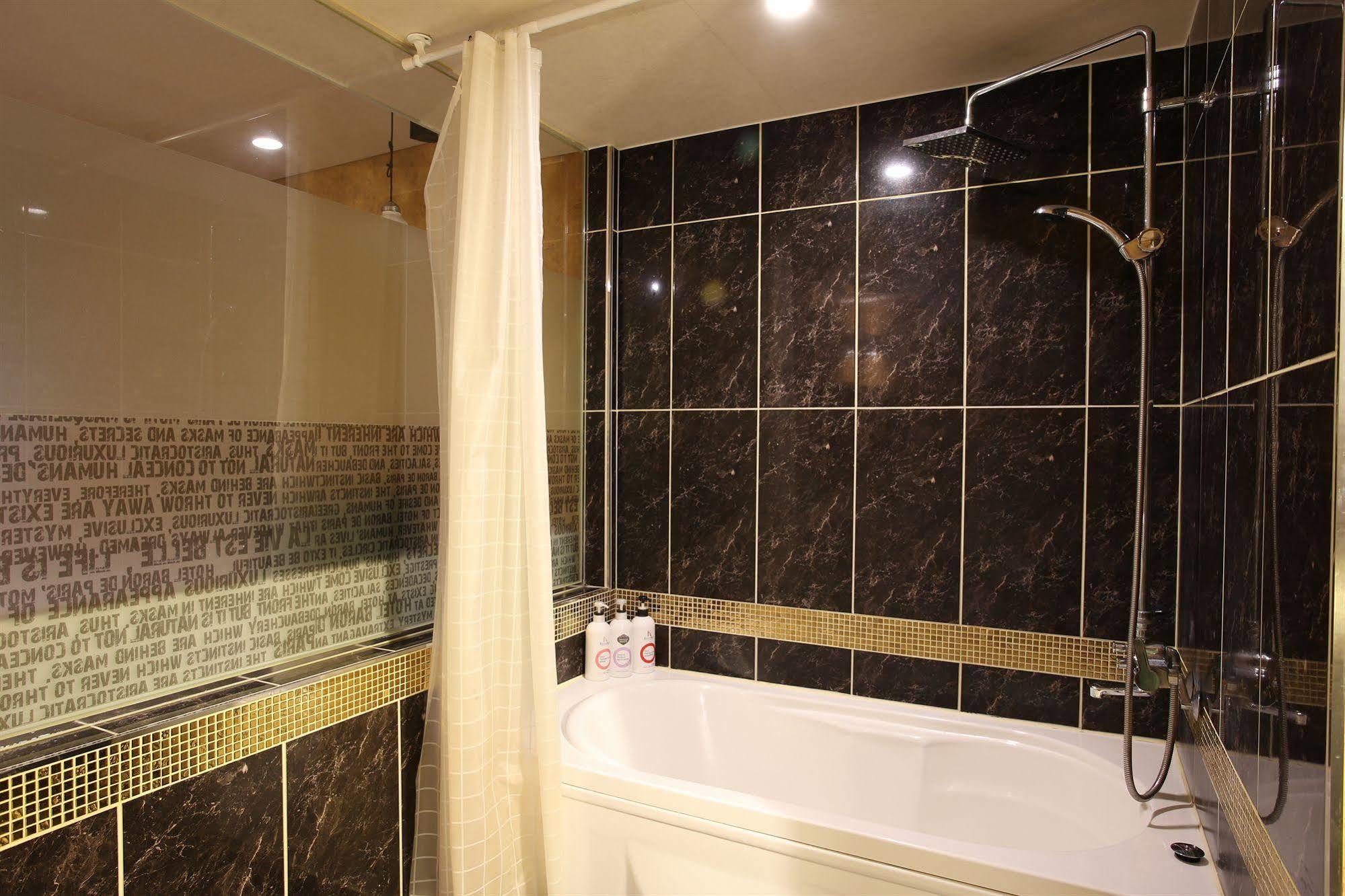 Motel Baron De Paris Seoul
