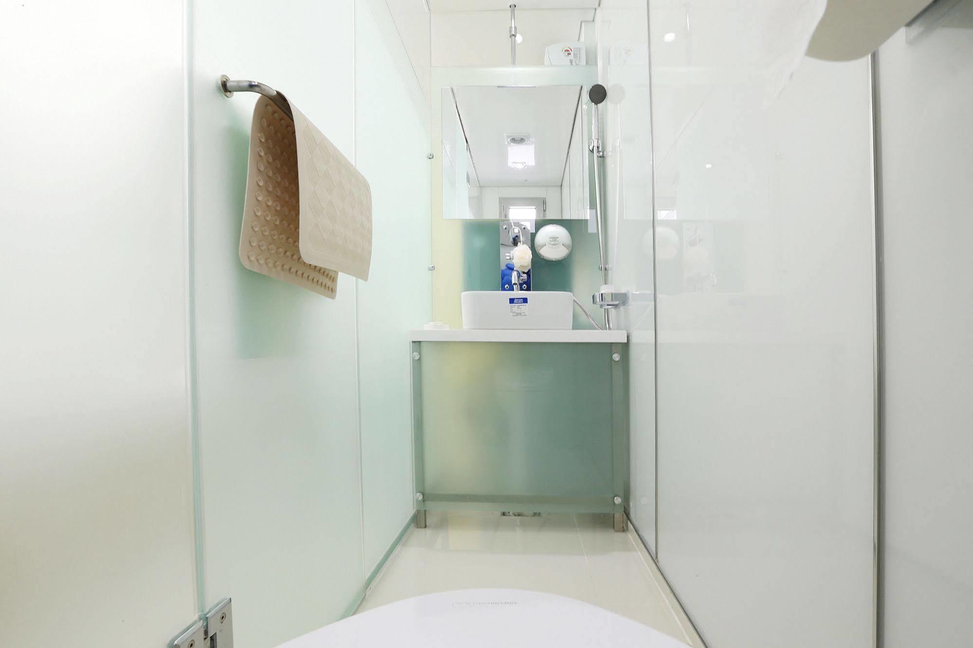 Hotel Lookhome 2*