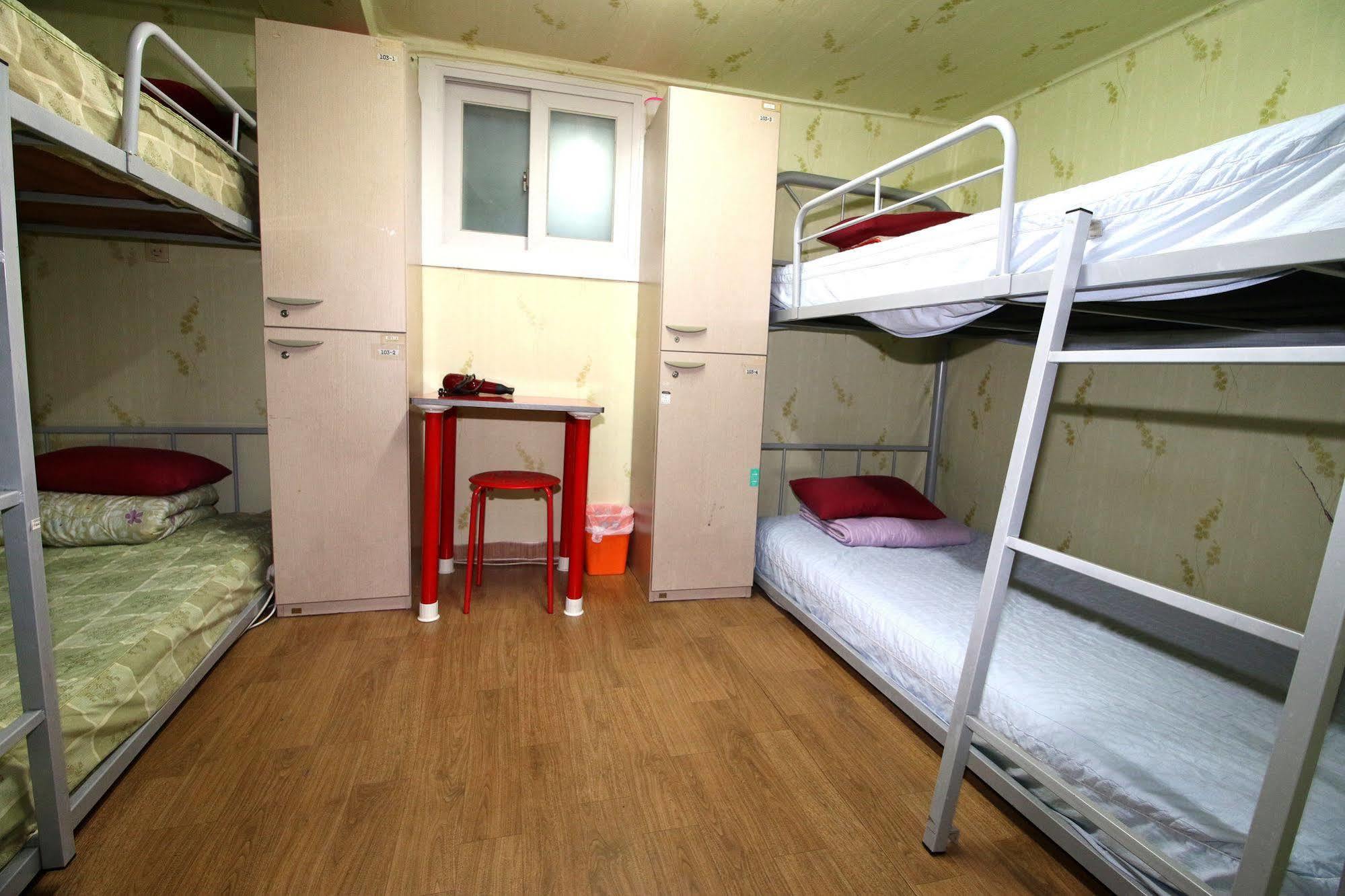 Sulla Jongno Guest house 2*