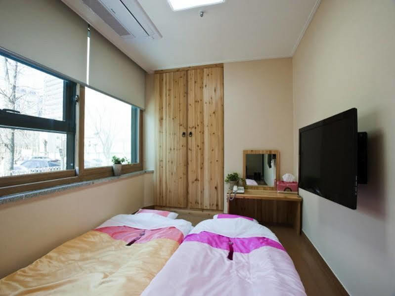 Myeongdong Eco House Hotel 2*