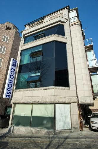 Myeongdong Eco House Hotel