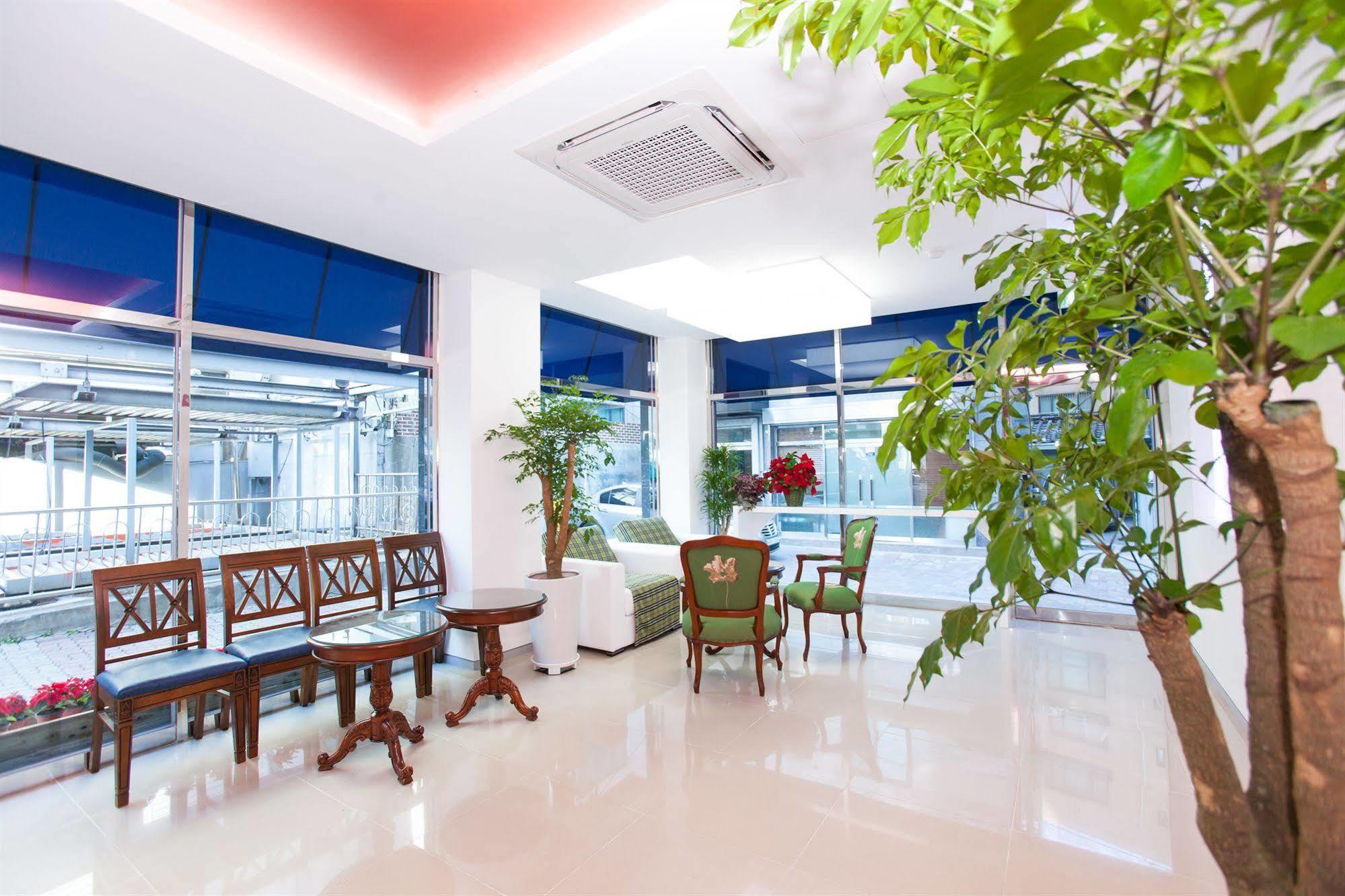 Icon Hotel 3*