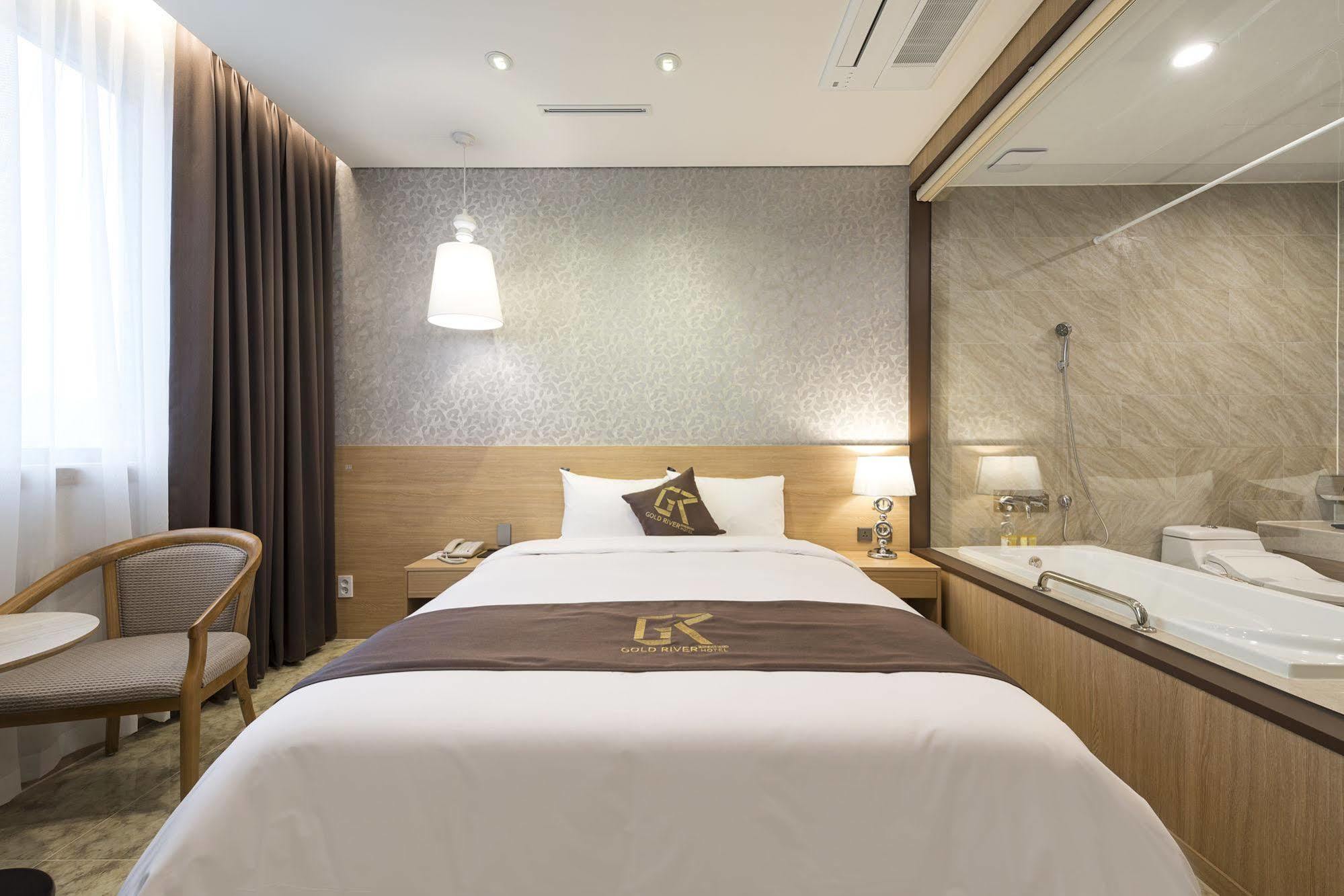 Hotel Goldriver 3*