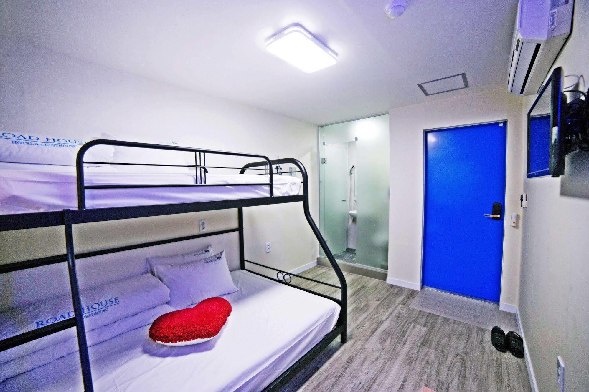 Guest house Road House Myeongdong Seoul