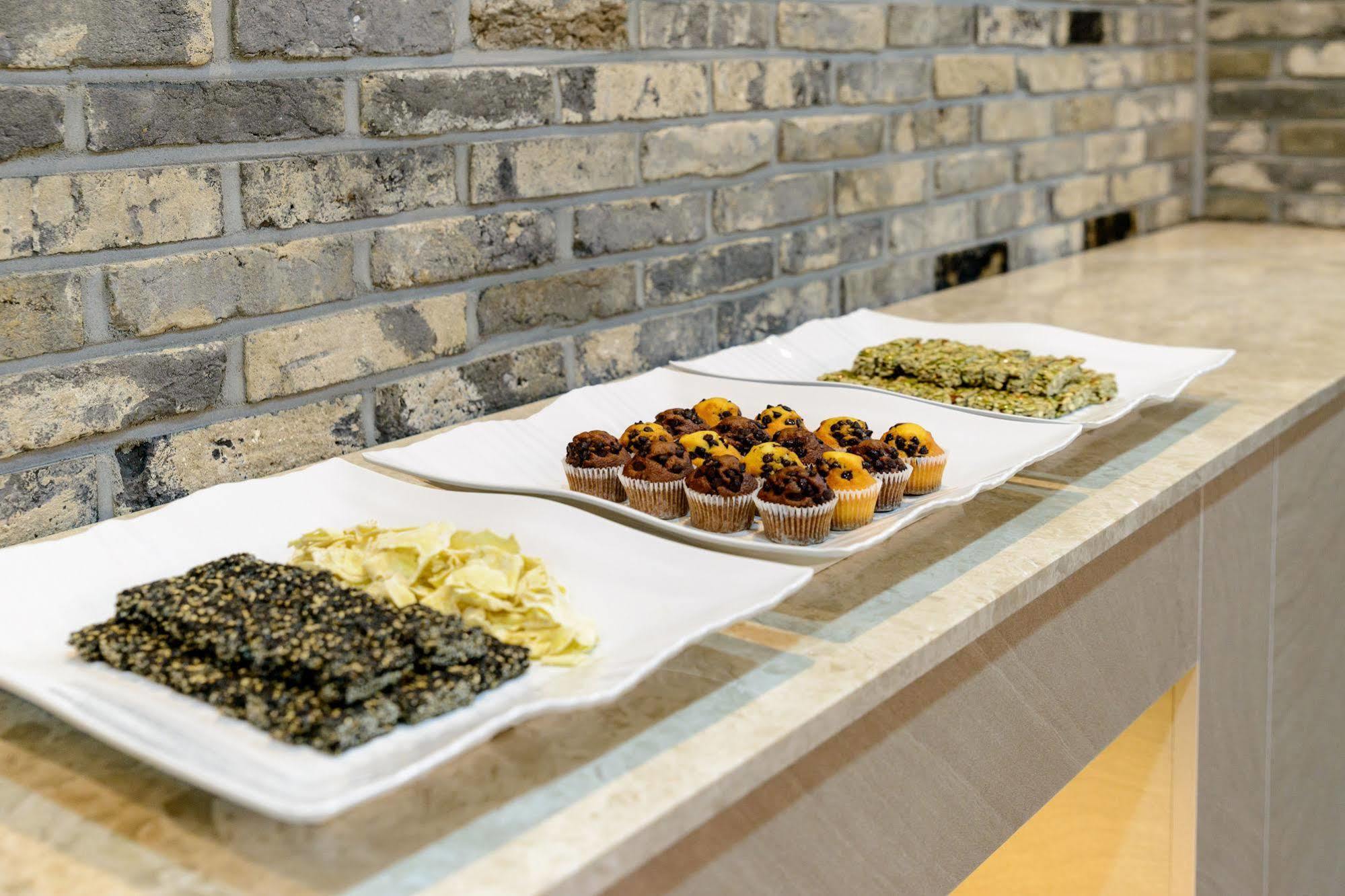 Hotel Benikea Premier Yeouido 3*