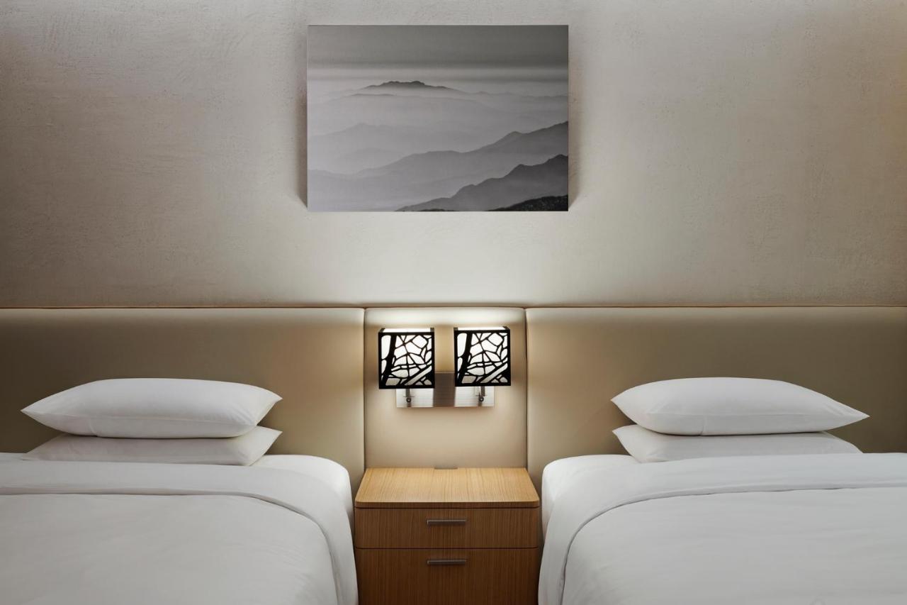 Courtyard By Marriott Botanic Park Seoul