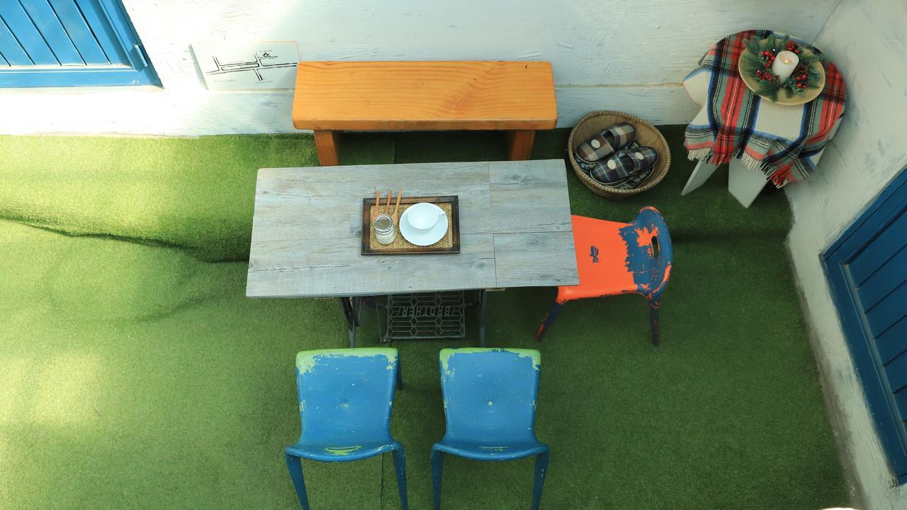 Janice's Traditional House Apartment