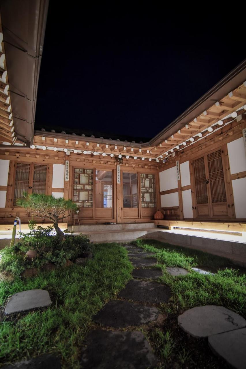 Guest house Cheong Yeon Jae Hanok 2*