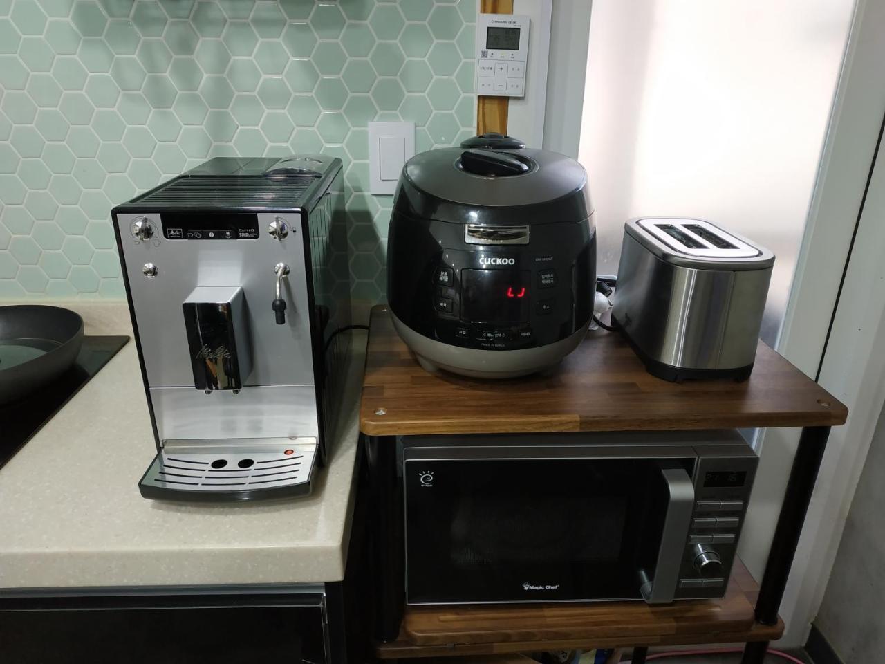 Apartment Hi Cafe House