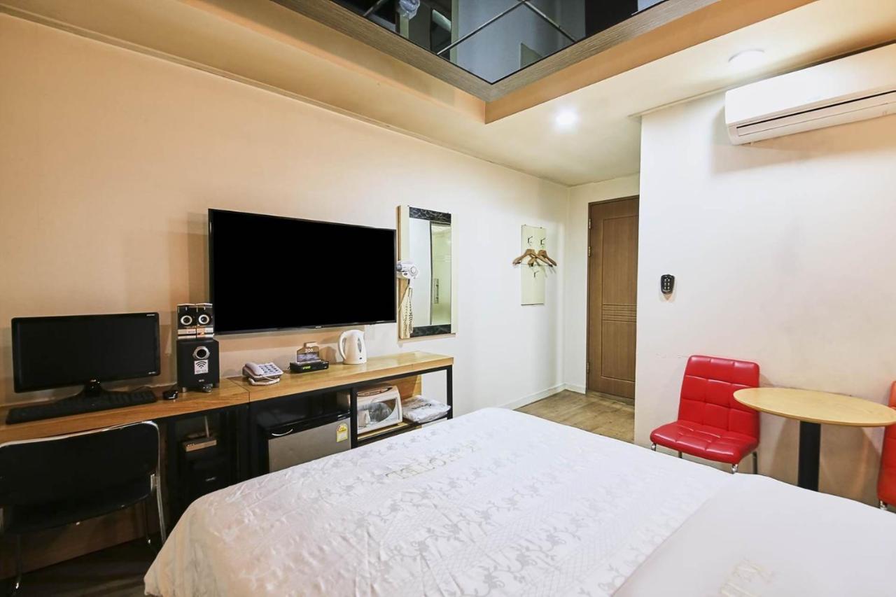 K2 motel