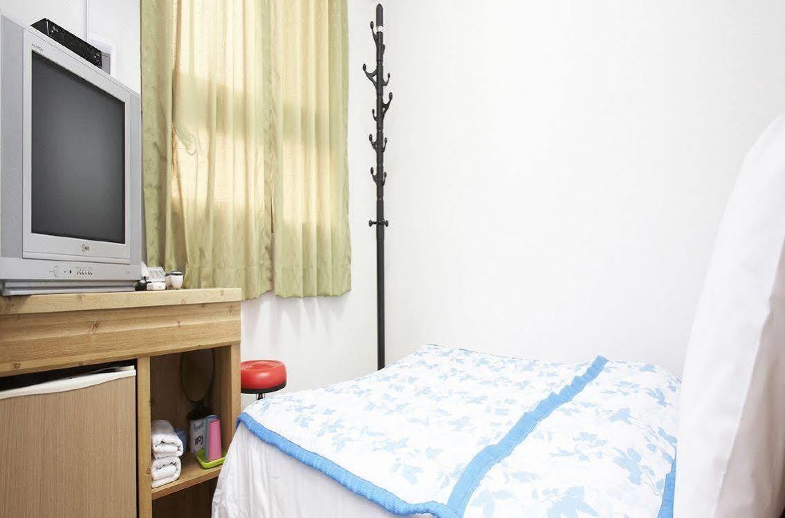 24guesthouse Myeongdong 2*