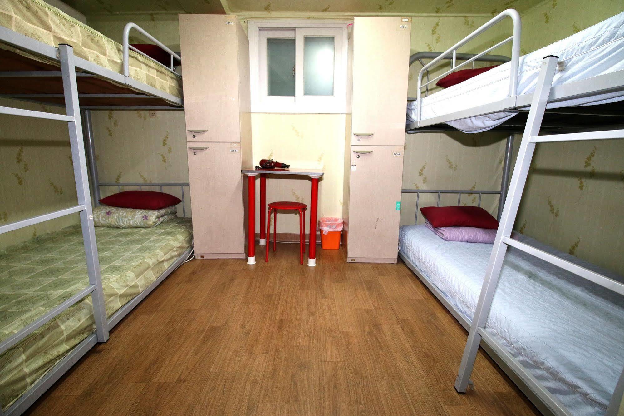 Sulla Jongno Guest house 2*