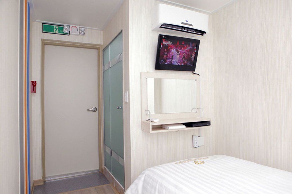 K Pop I Hotel 2*