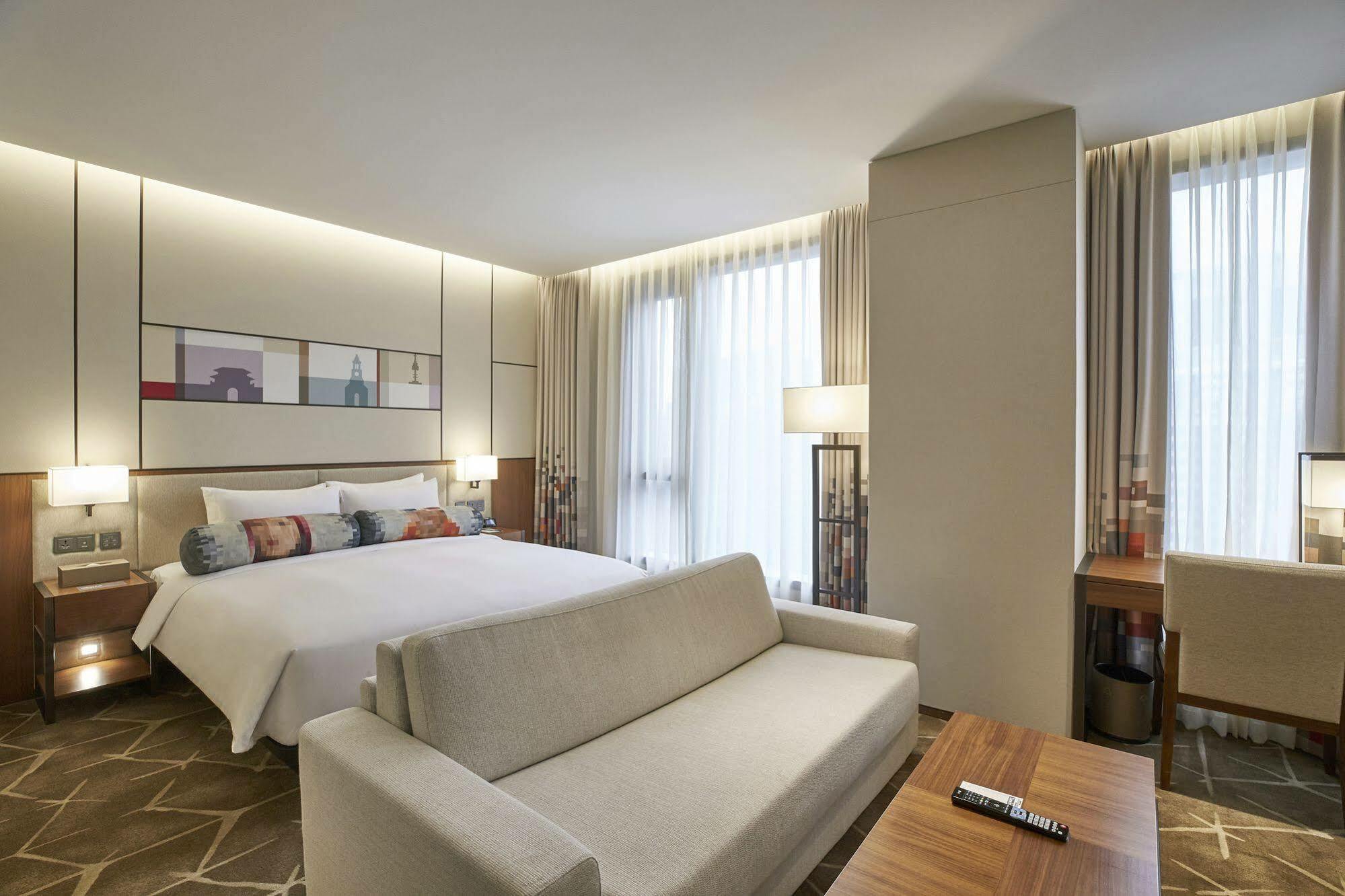 Hotel Aloft Myeongdong