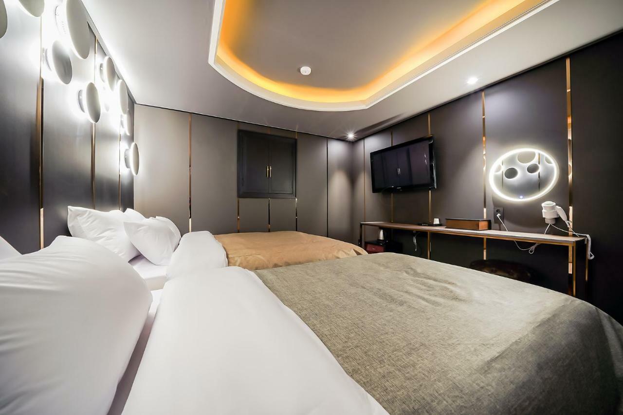 The Gray Hotel Seul