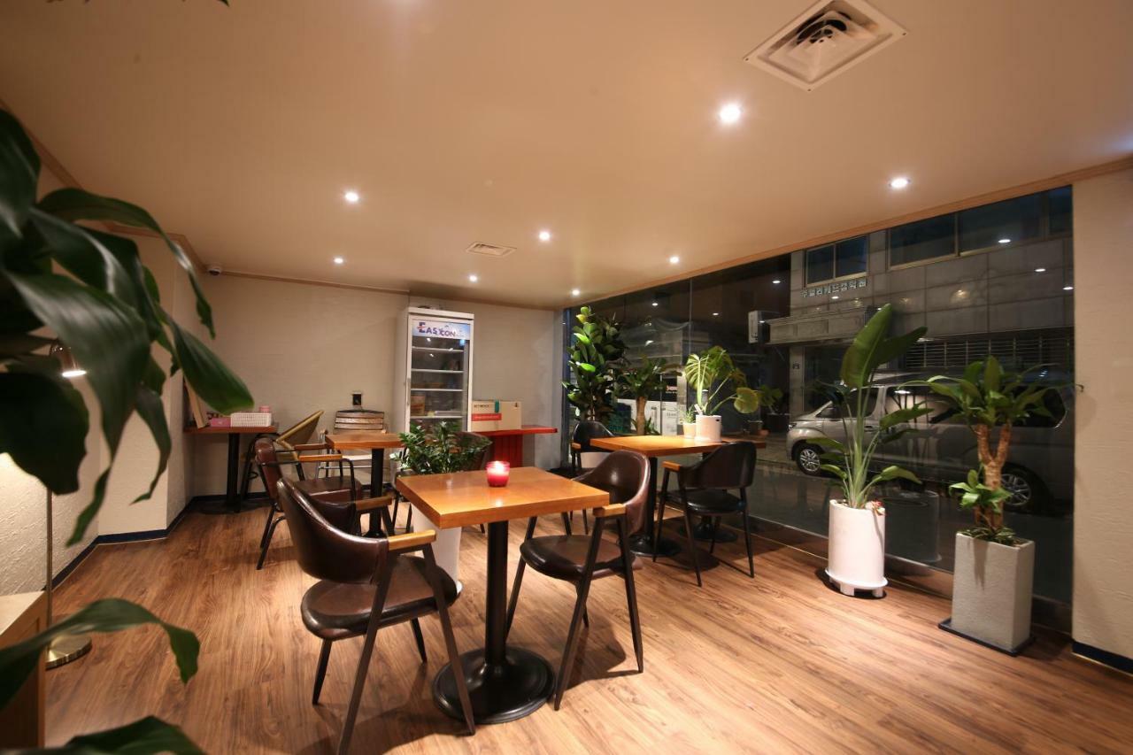 Sulla Jongno Guest house Seoul
