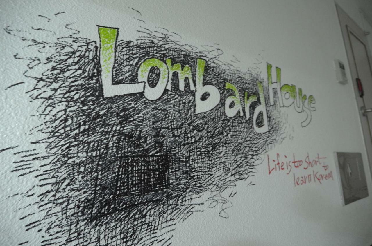 Albergue Lombard House *