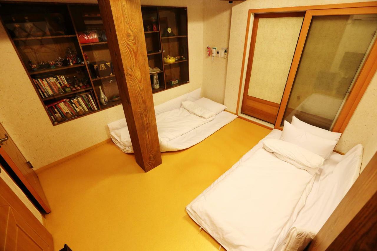 Gung Guest house 2*