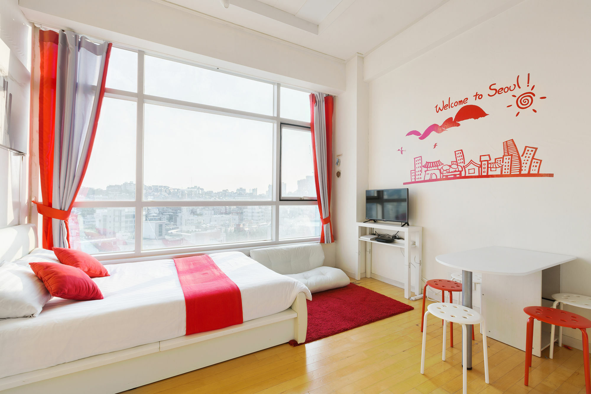 202 House Station Apartment