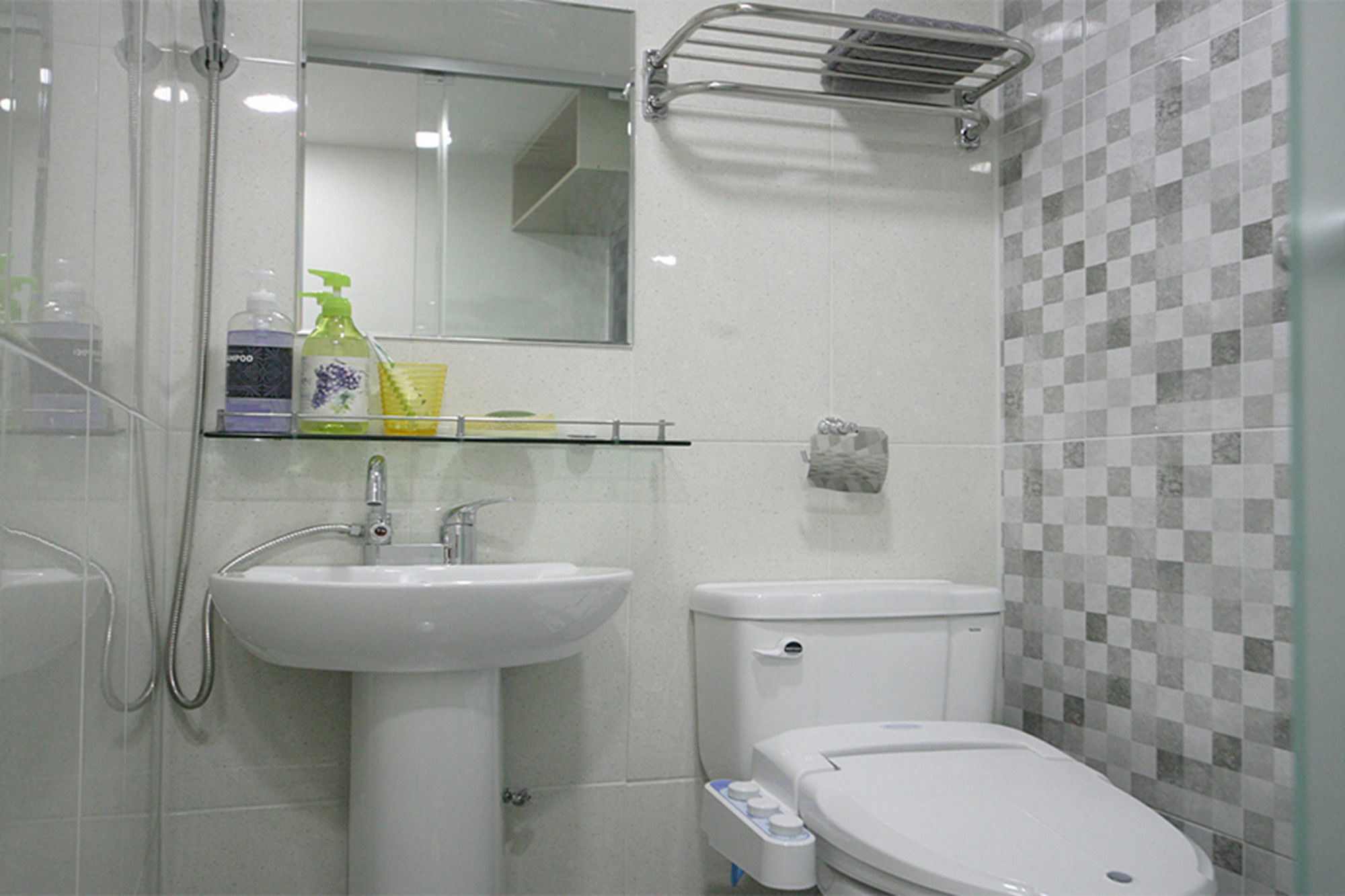 Oasis Hotel 2*