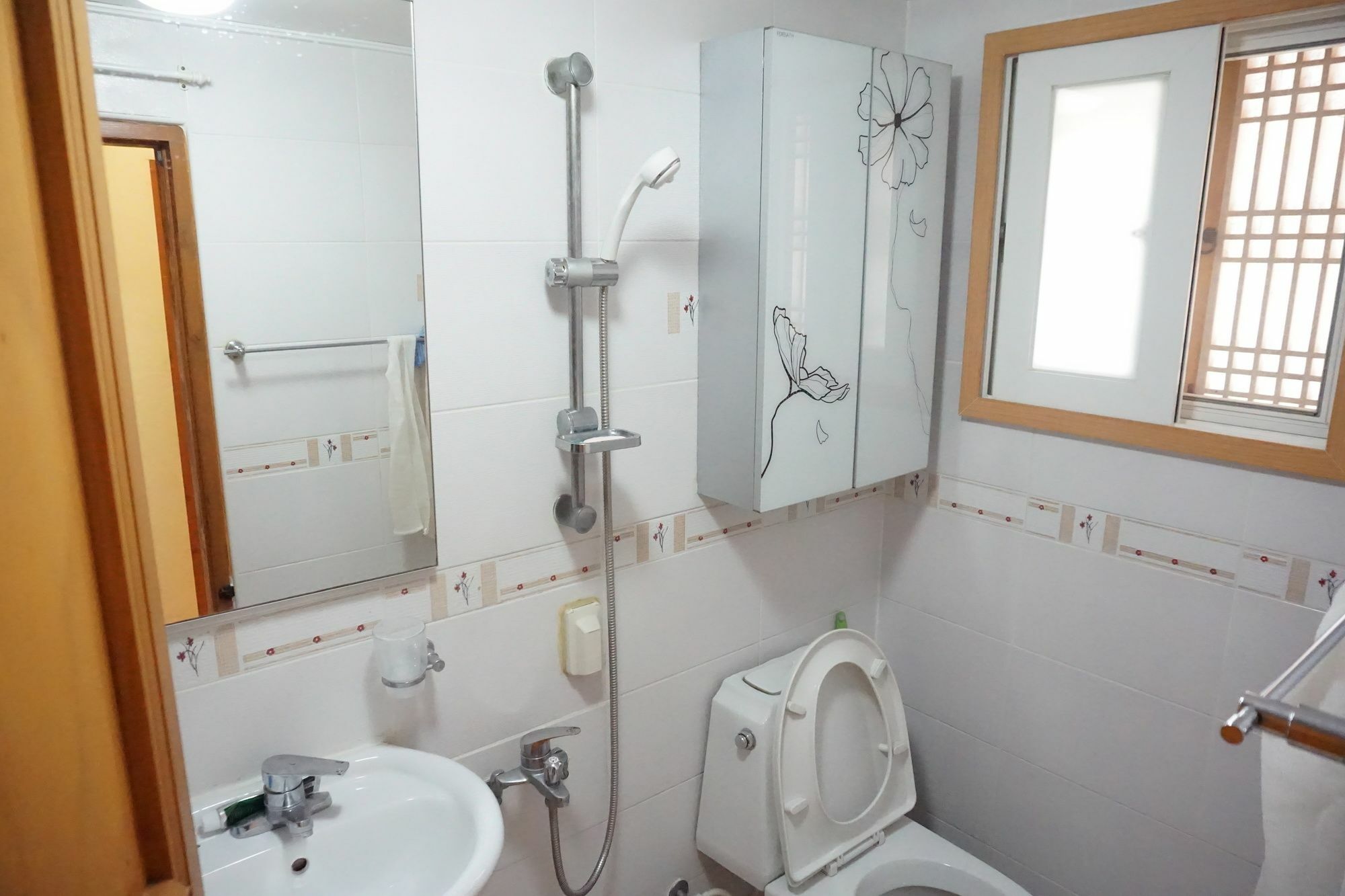 Hanok Guest house 2*