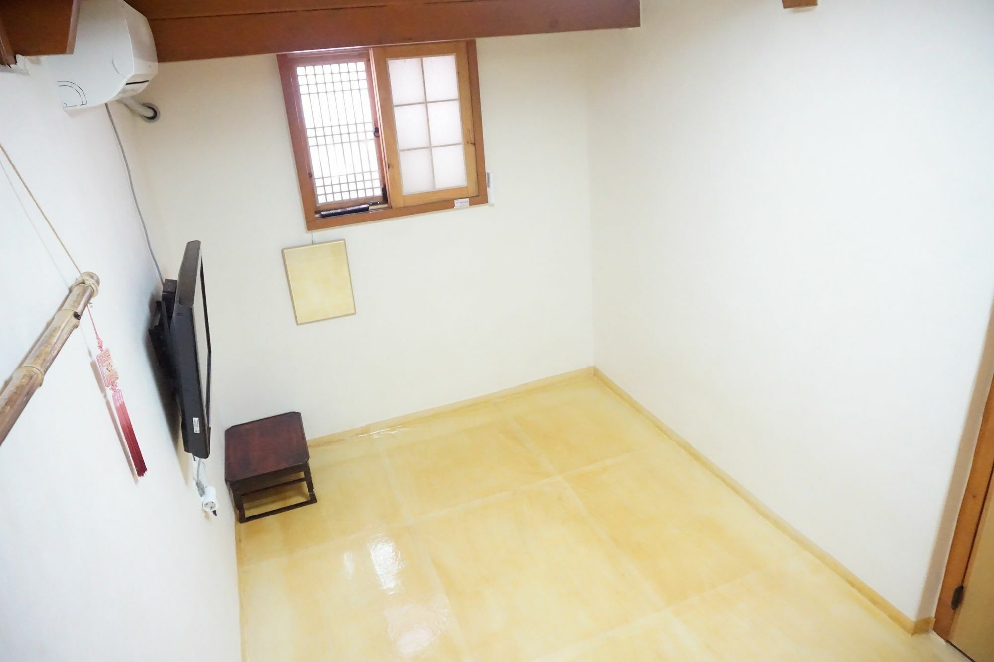 Hanok 2*