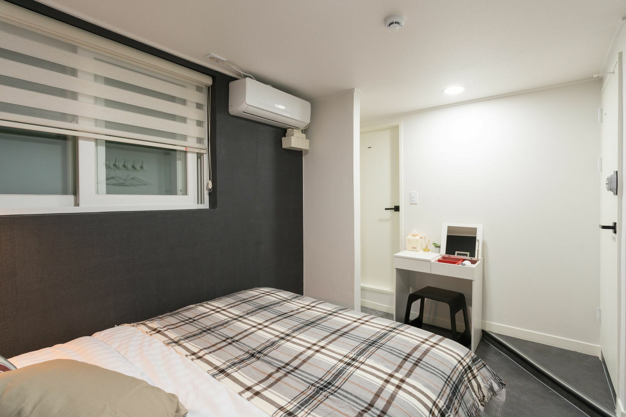Neat House Hongdae Guest house Seoul