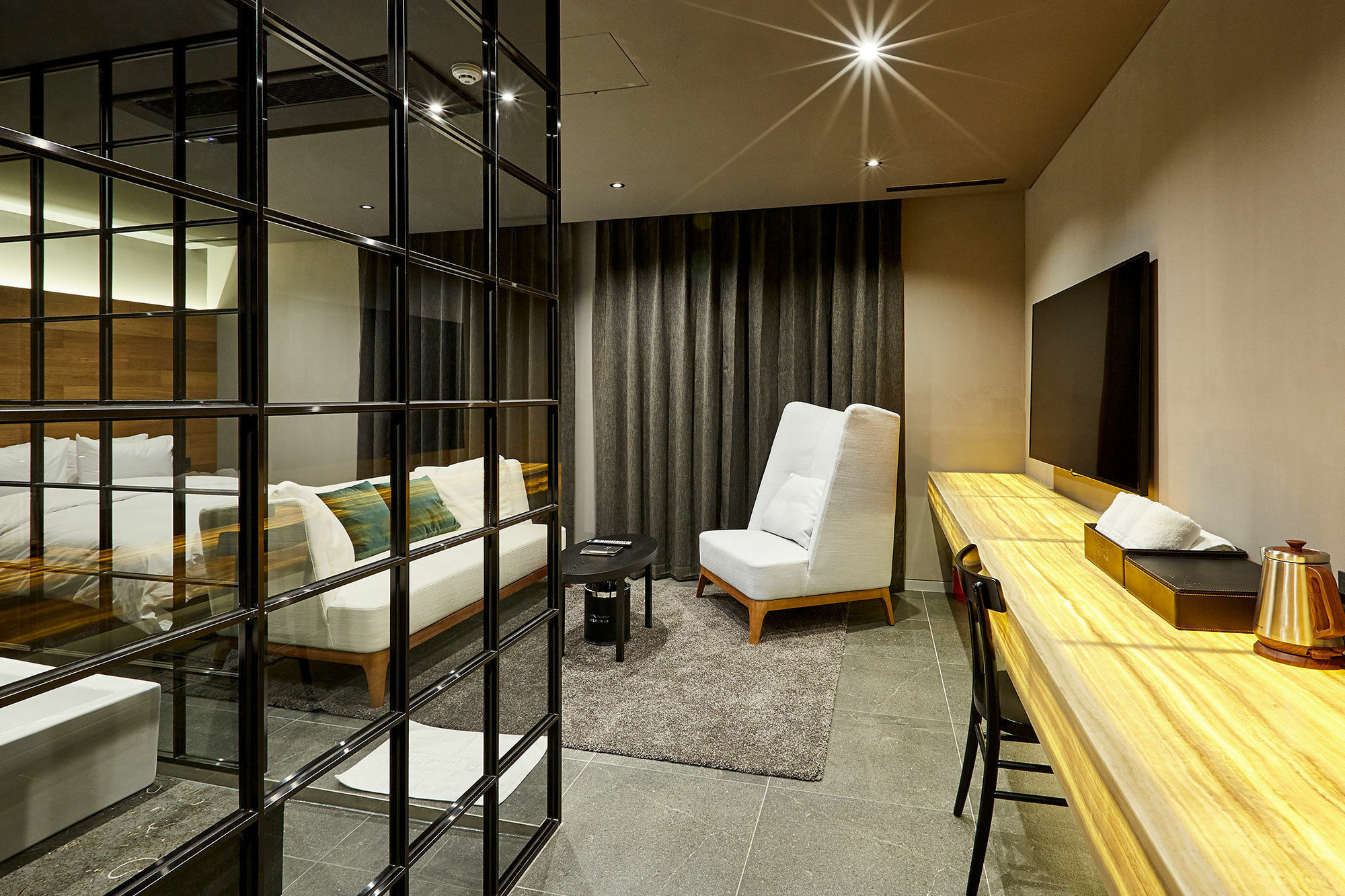 Hotel The Artist Yeoksam 2*