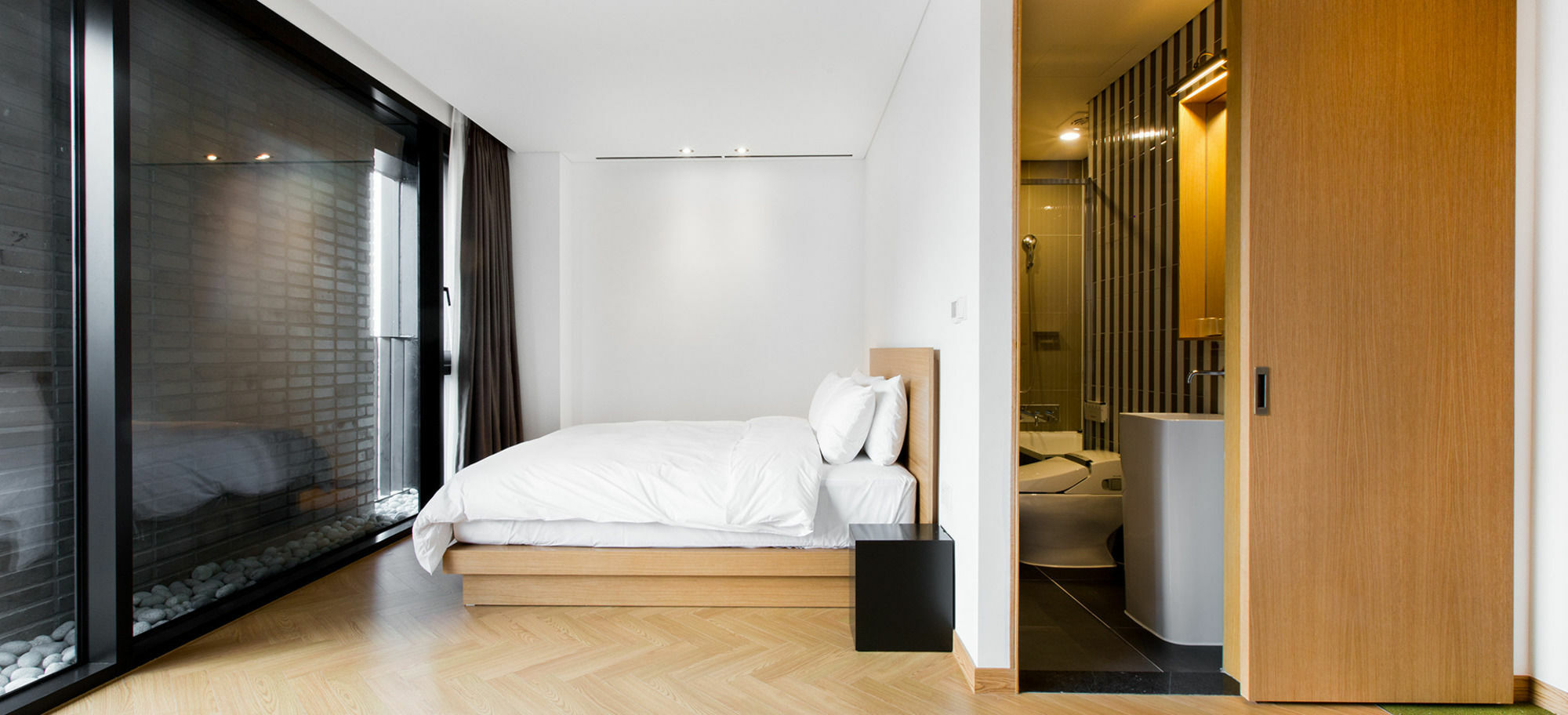 Hotel Handpicked & Collections