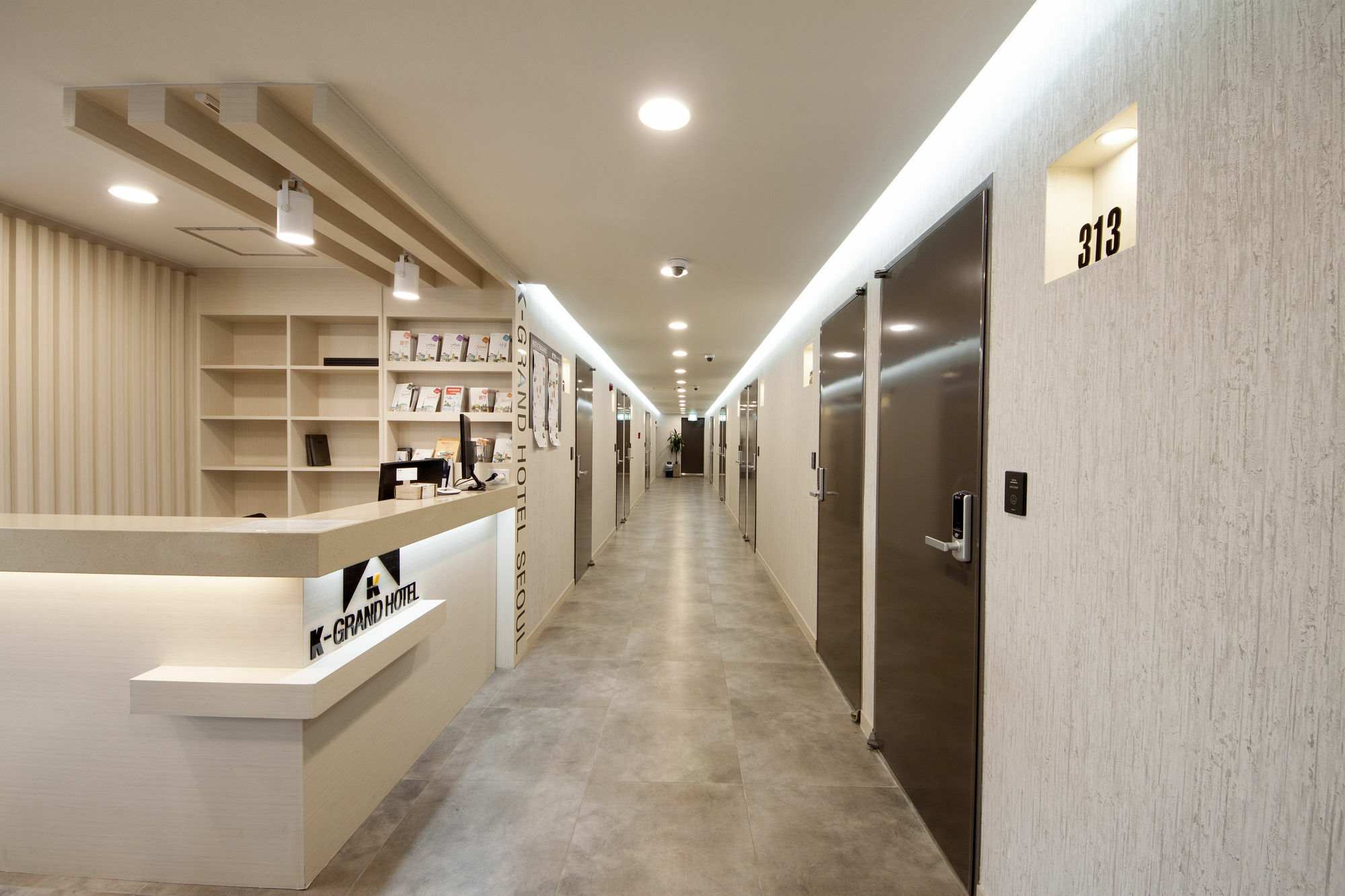 K-grand Hostel *