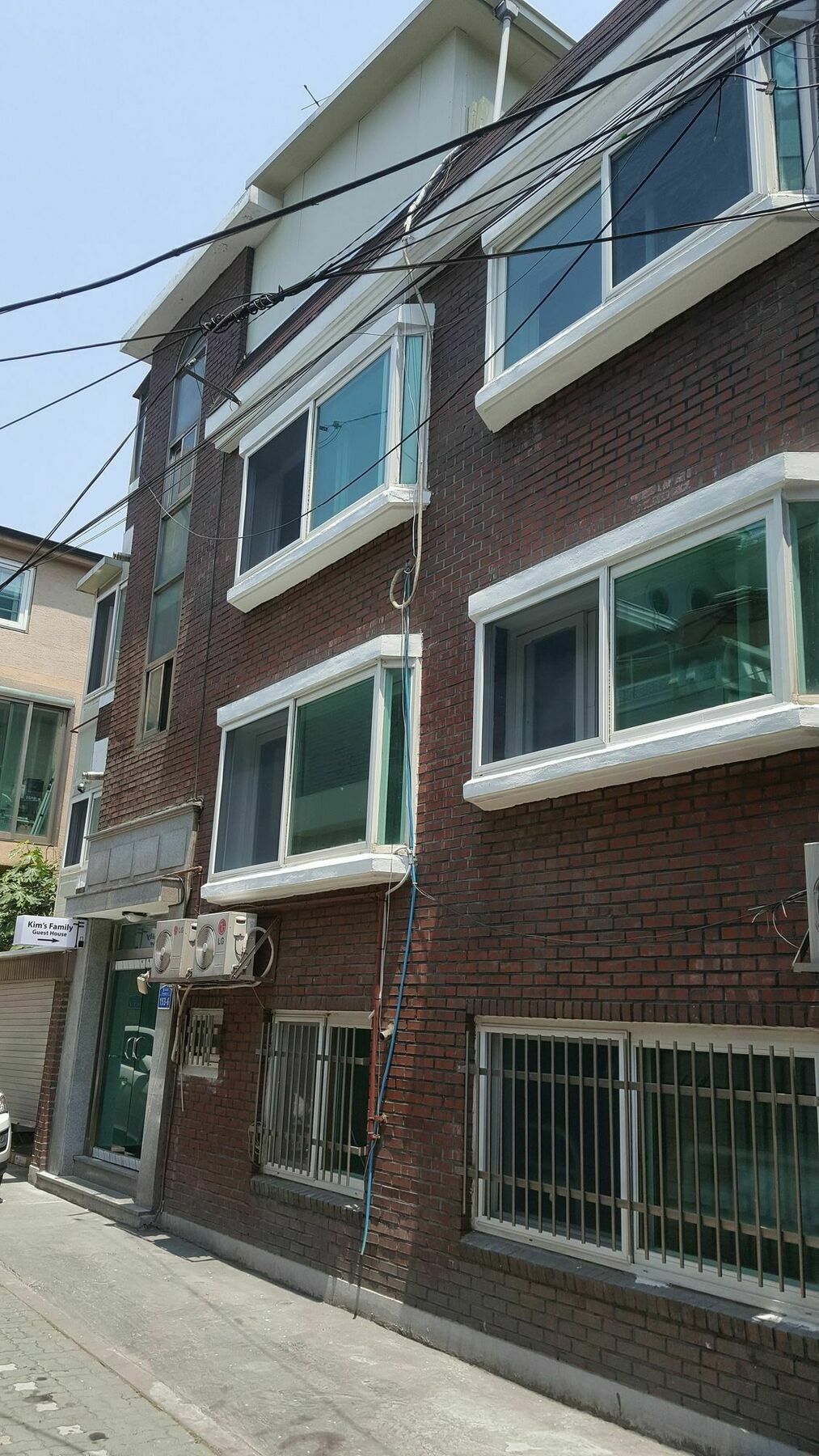 Kim's Family 2* Seoul
