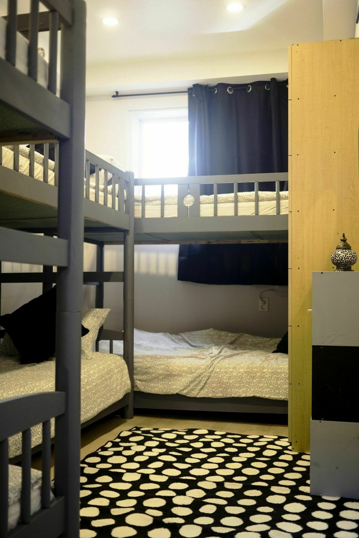 Whitetail Guest house *