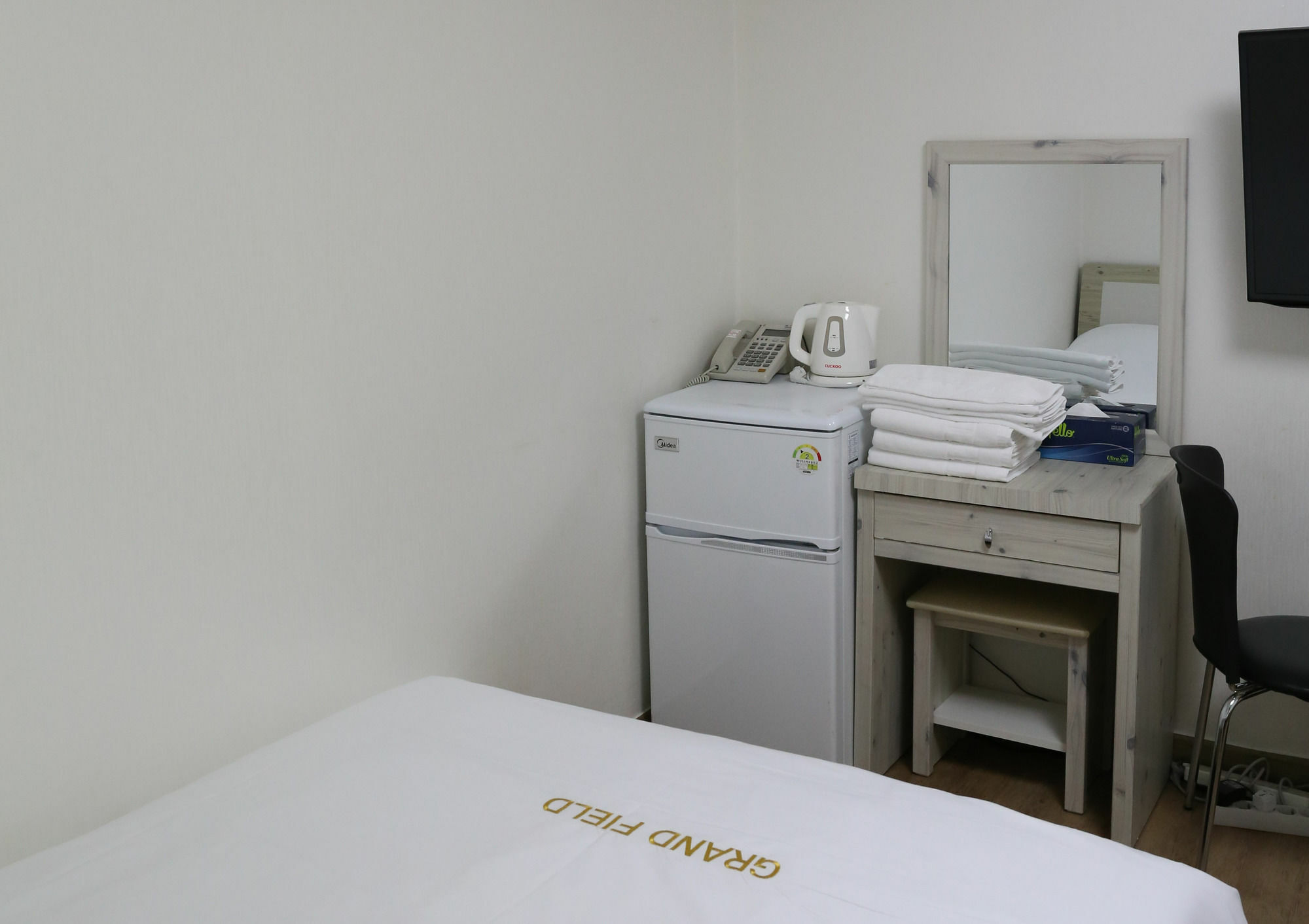 Hotel Grand Field 2*